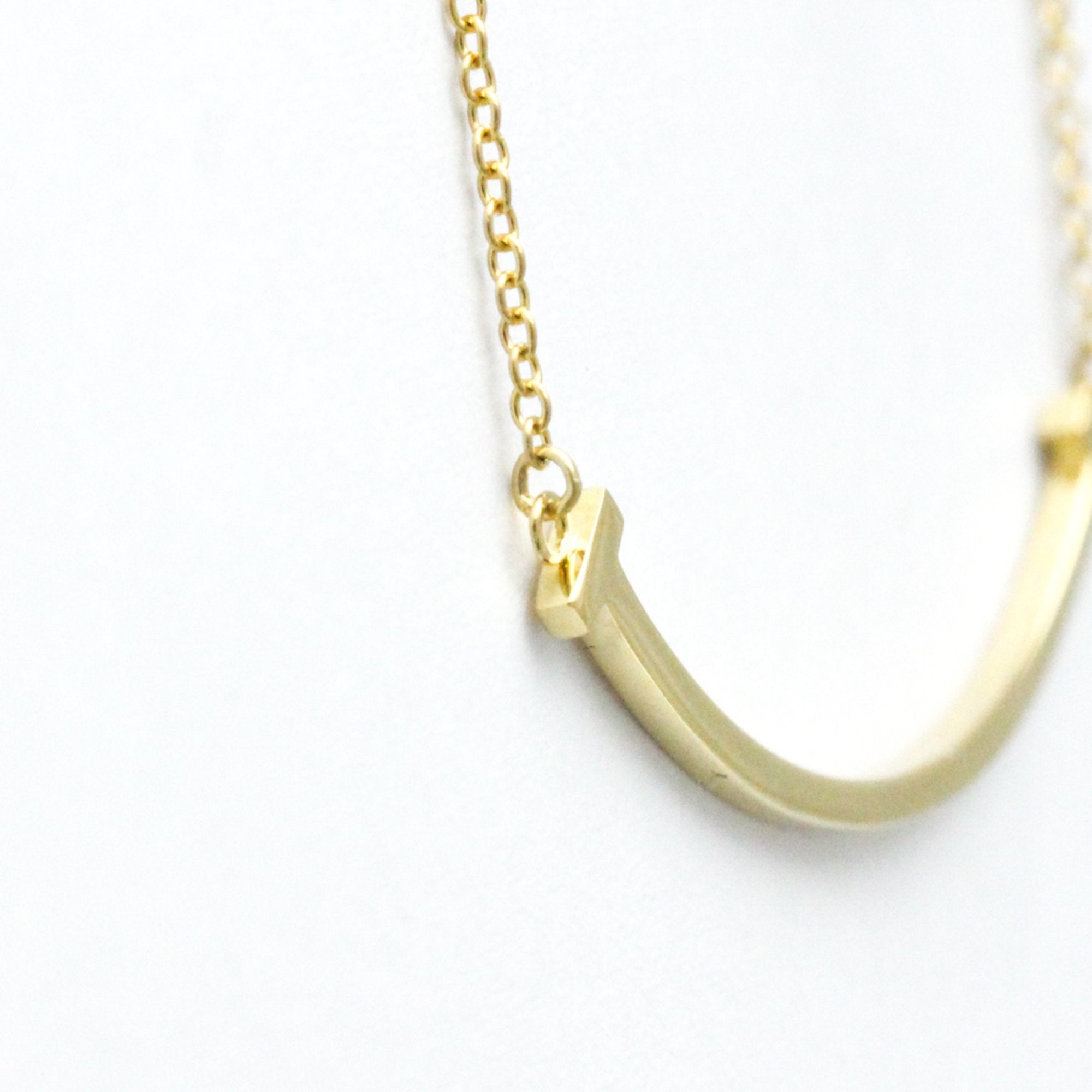 Pendant Necklace 18K Yellow Gold Small