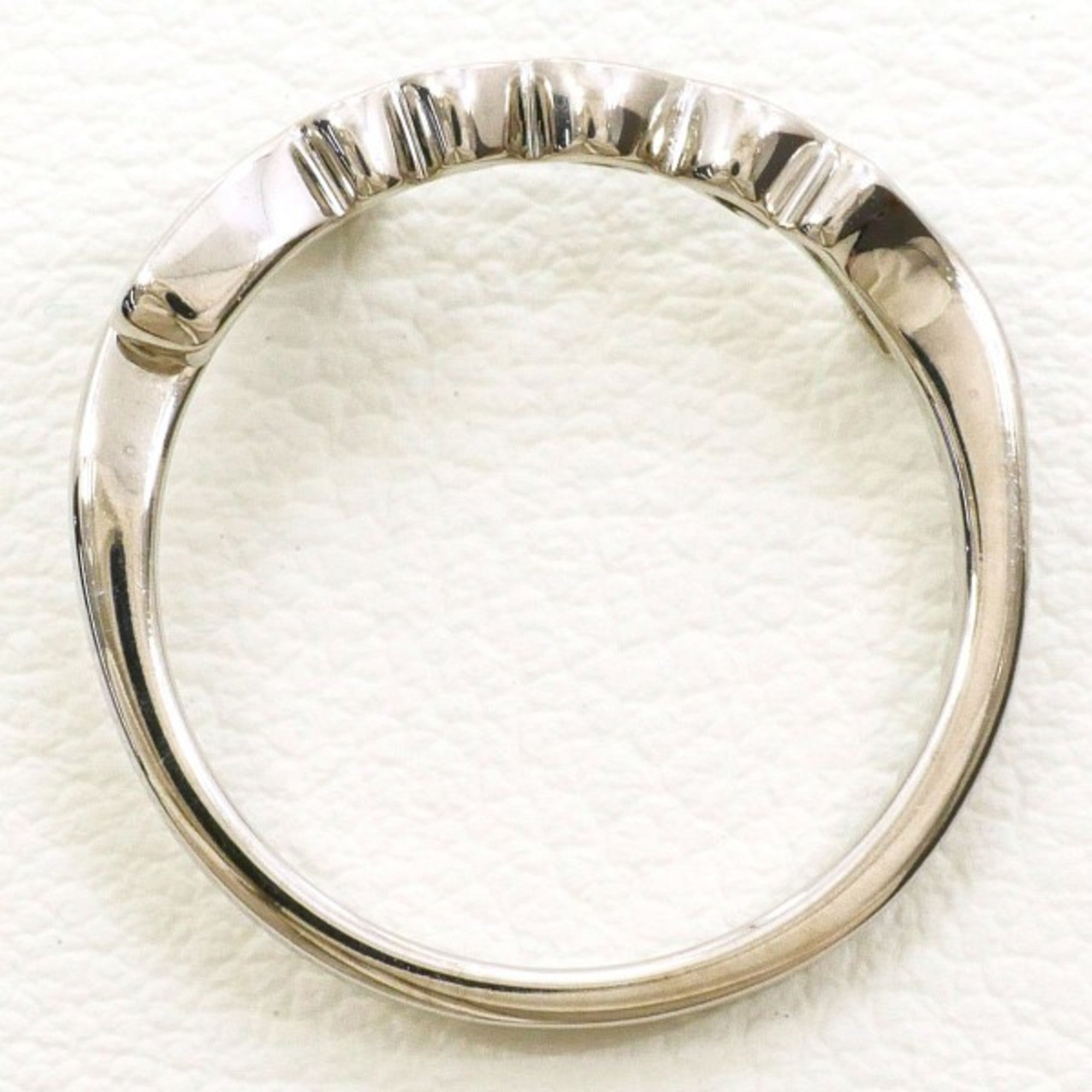 Band Ring 18K White Gold with Diamond