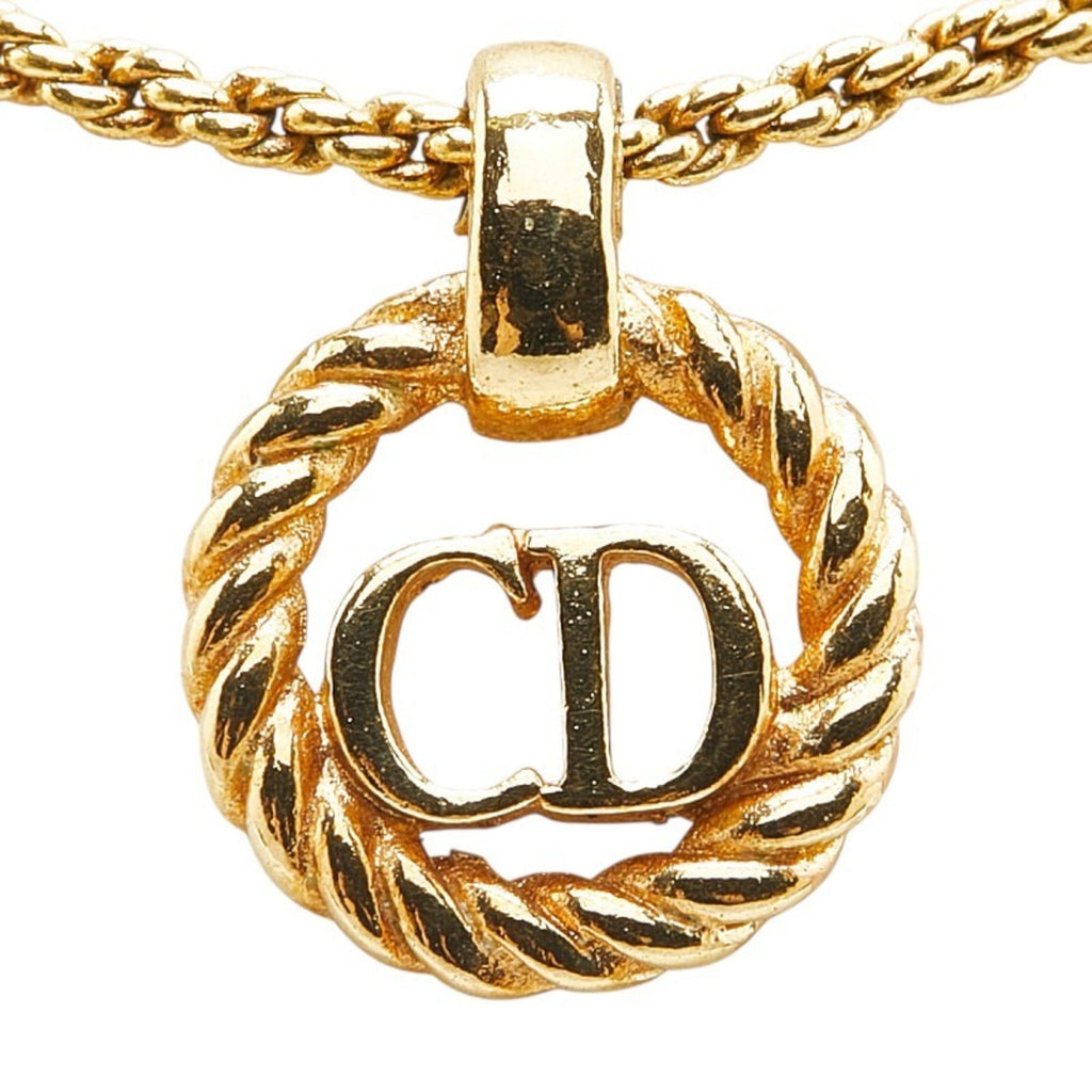 Pendant Necklace Gold