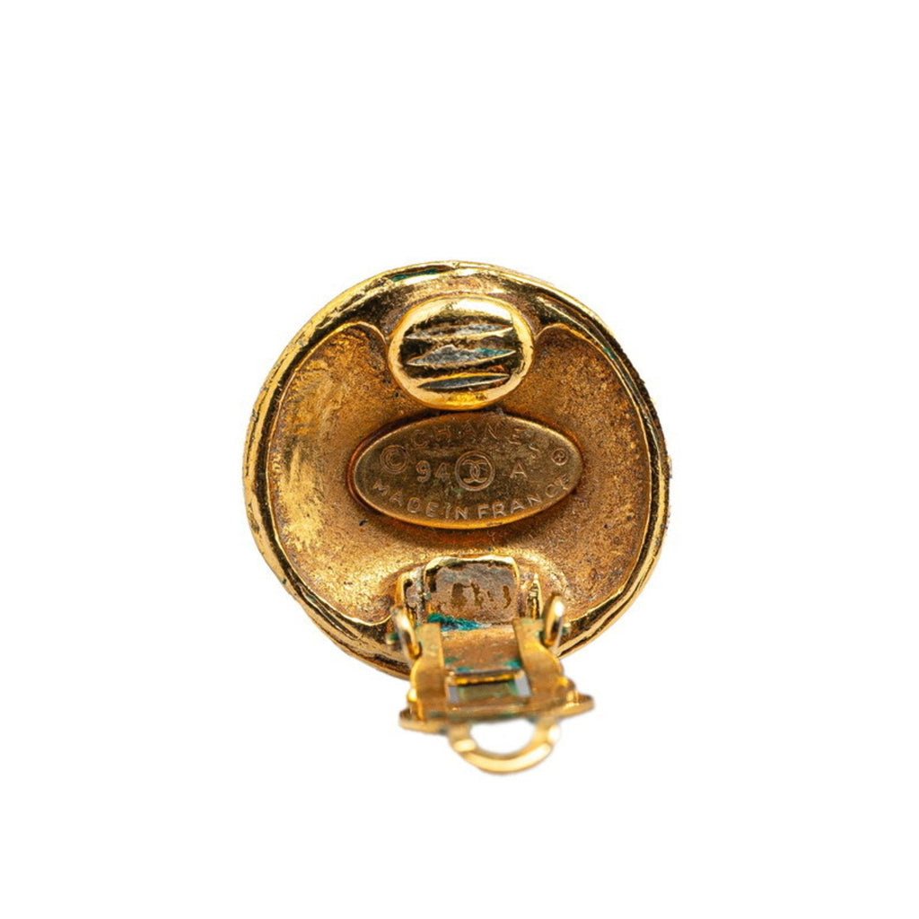 CC Logo Round Clip-On Earrings Metal Gold-Tone Metal