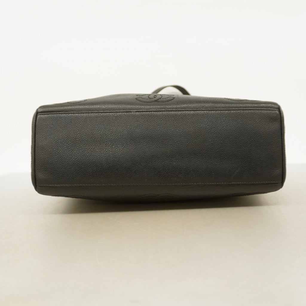 Vintage Stitched CC Shoulder Bag Caviar Medium