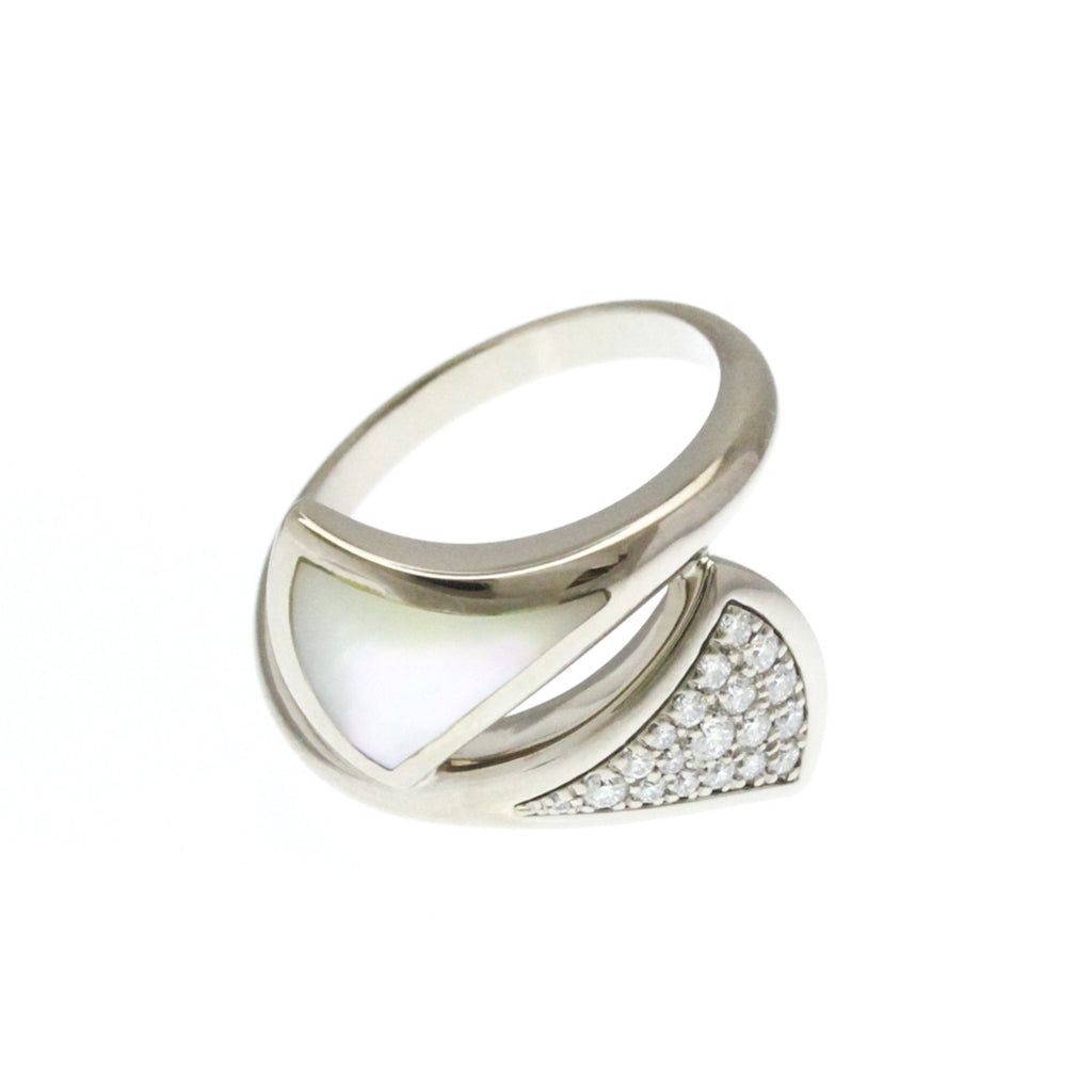 Diva Dream Ring 18K White Gold with Diamond and Mother of Pearl