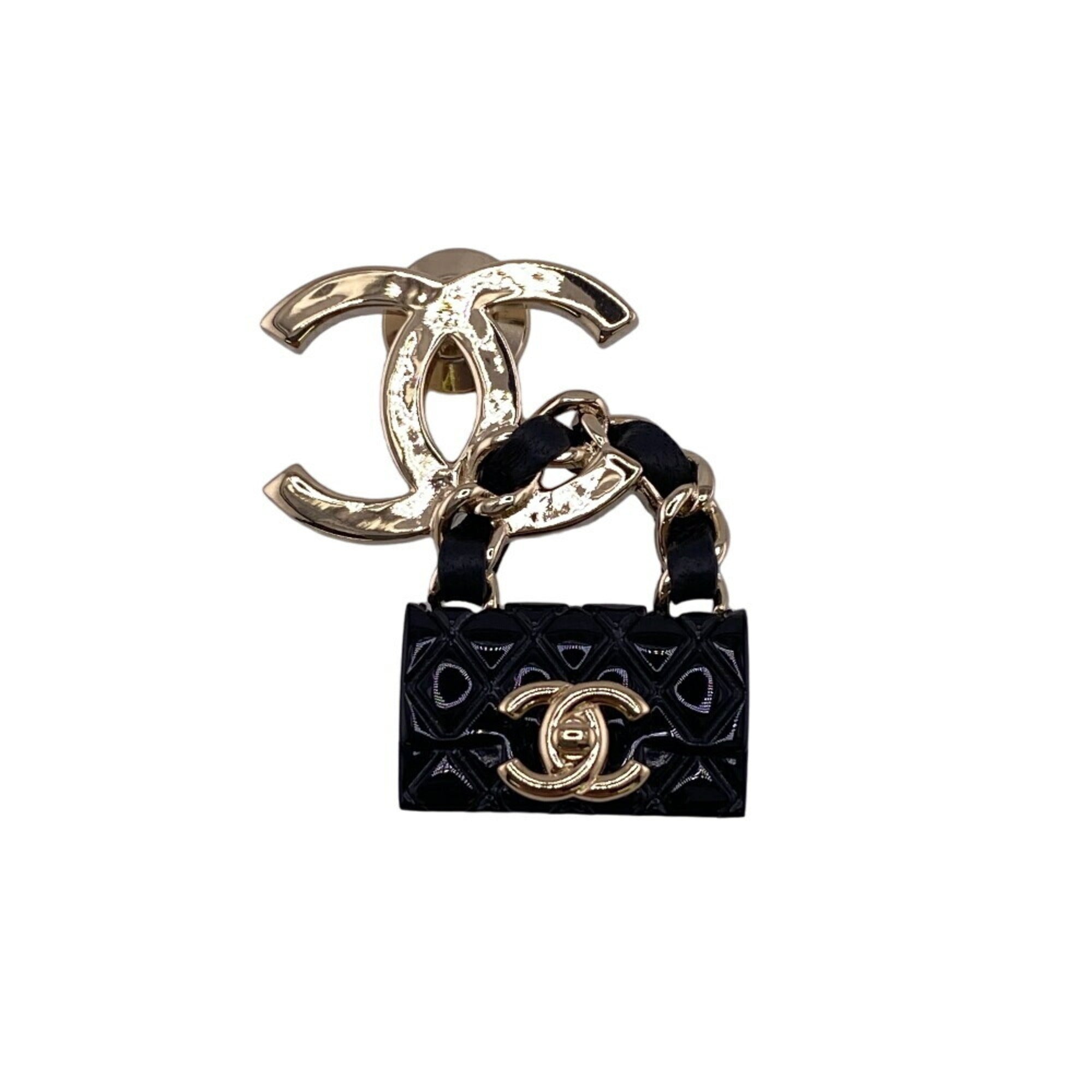 CC Logo Turnlock Brooch Metal