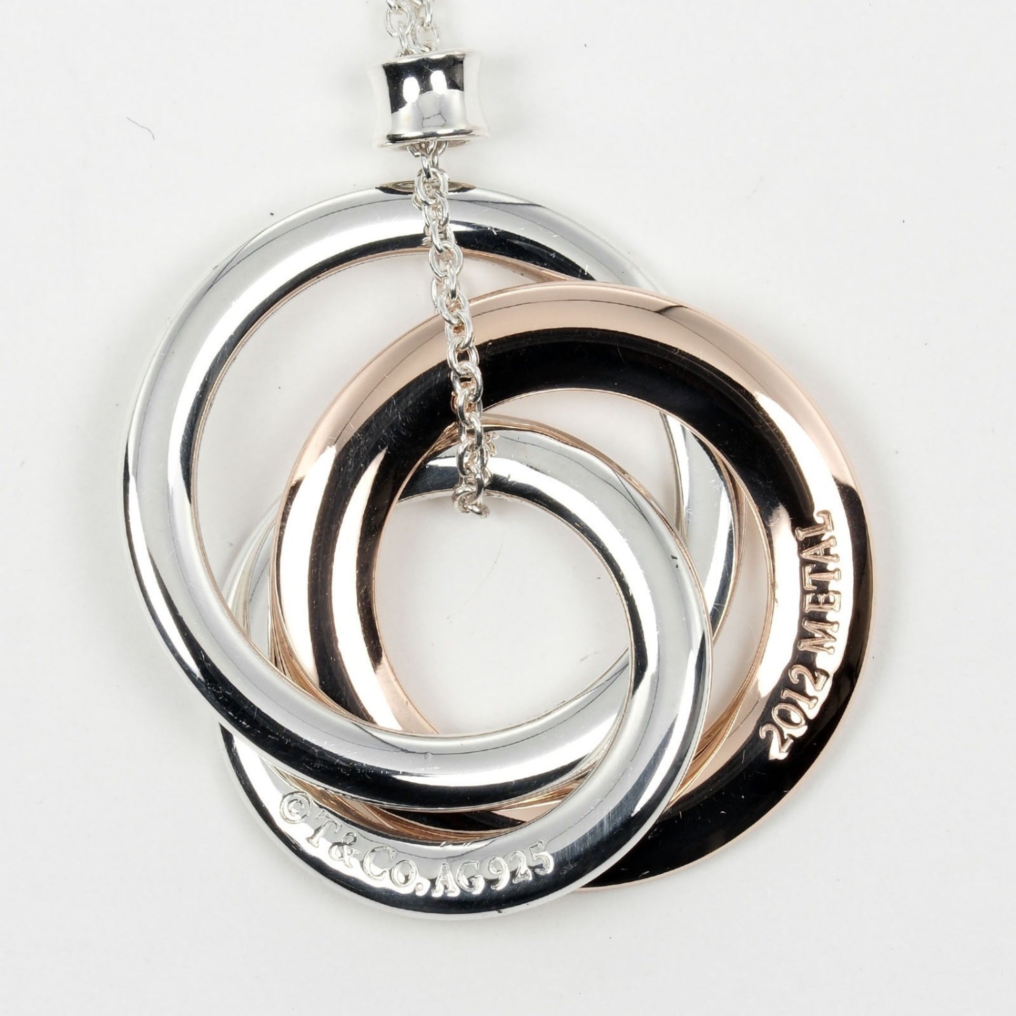 Interlocking Circle Pendant Necklace Sterling Silver