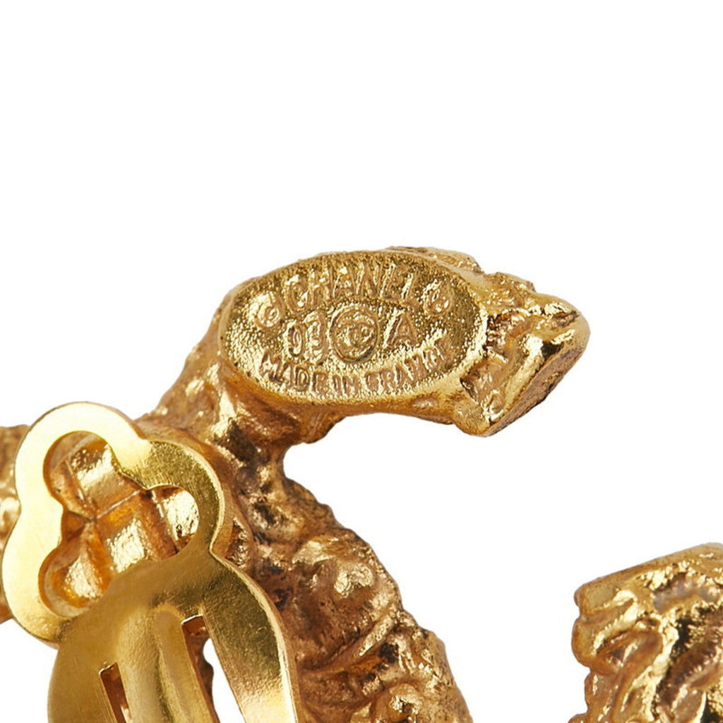 CC Logo Clip-On Earrings Metal Gold-Tone Metal