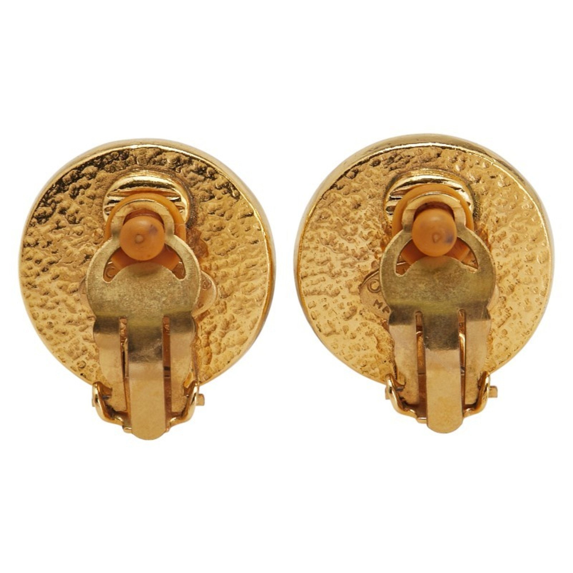 CC Logo Round Clip-On Earrings Metal Gold-Tone Metal