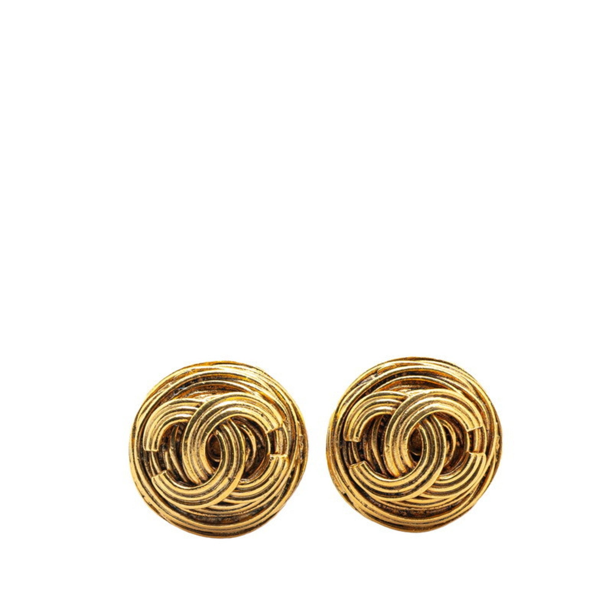 CC Logo Round Clip-On Earrings Metal Gold-Tone Metal