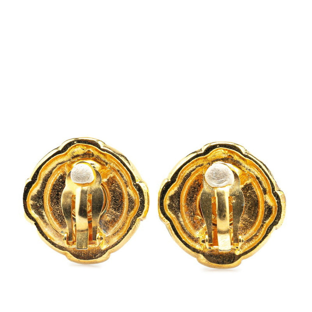 CC Logo Round Clip-On Earrings Metal Gold-Tone Metal