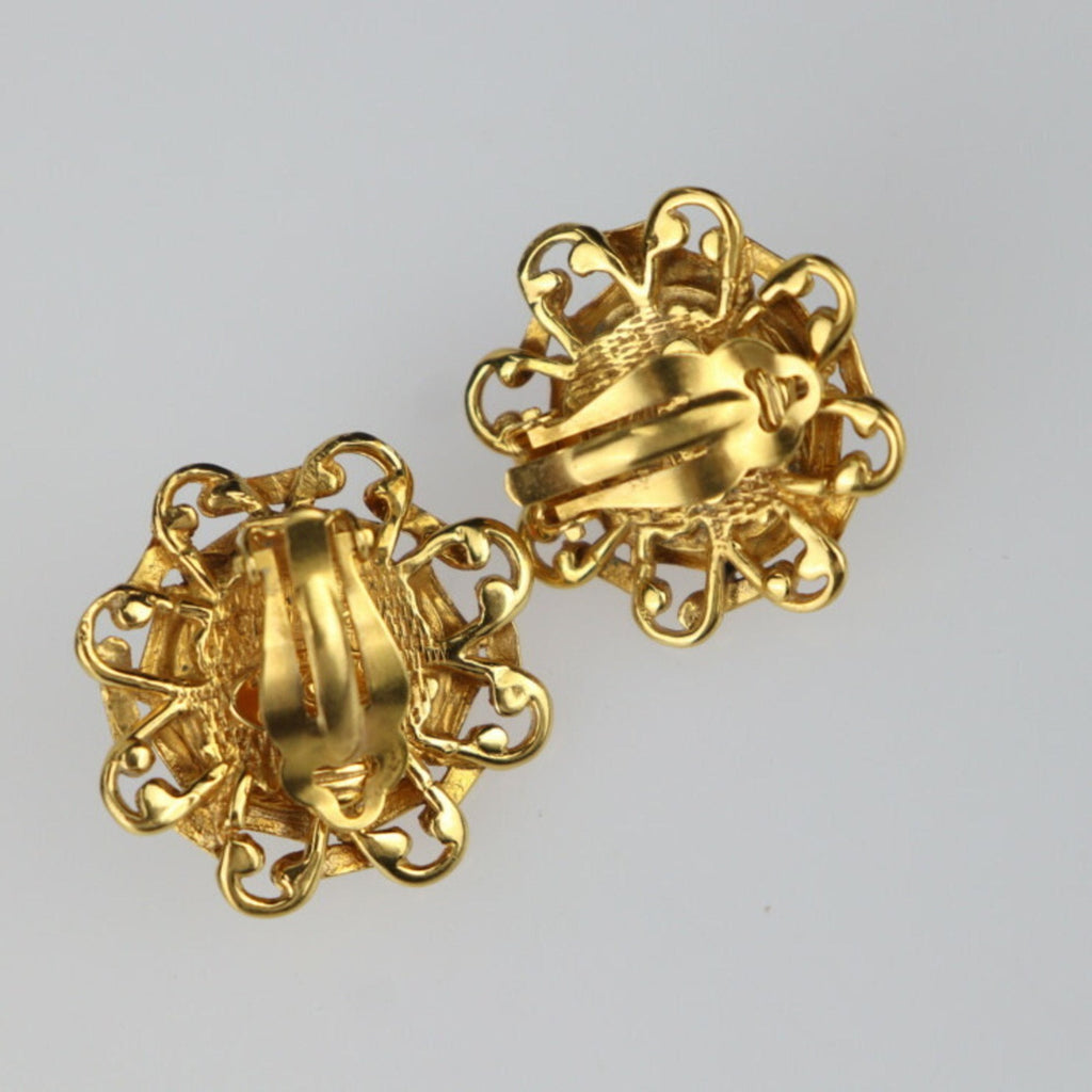 Vintage Clip-On Earrings Clip-On Gold-Tone Metal