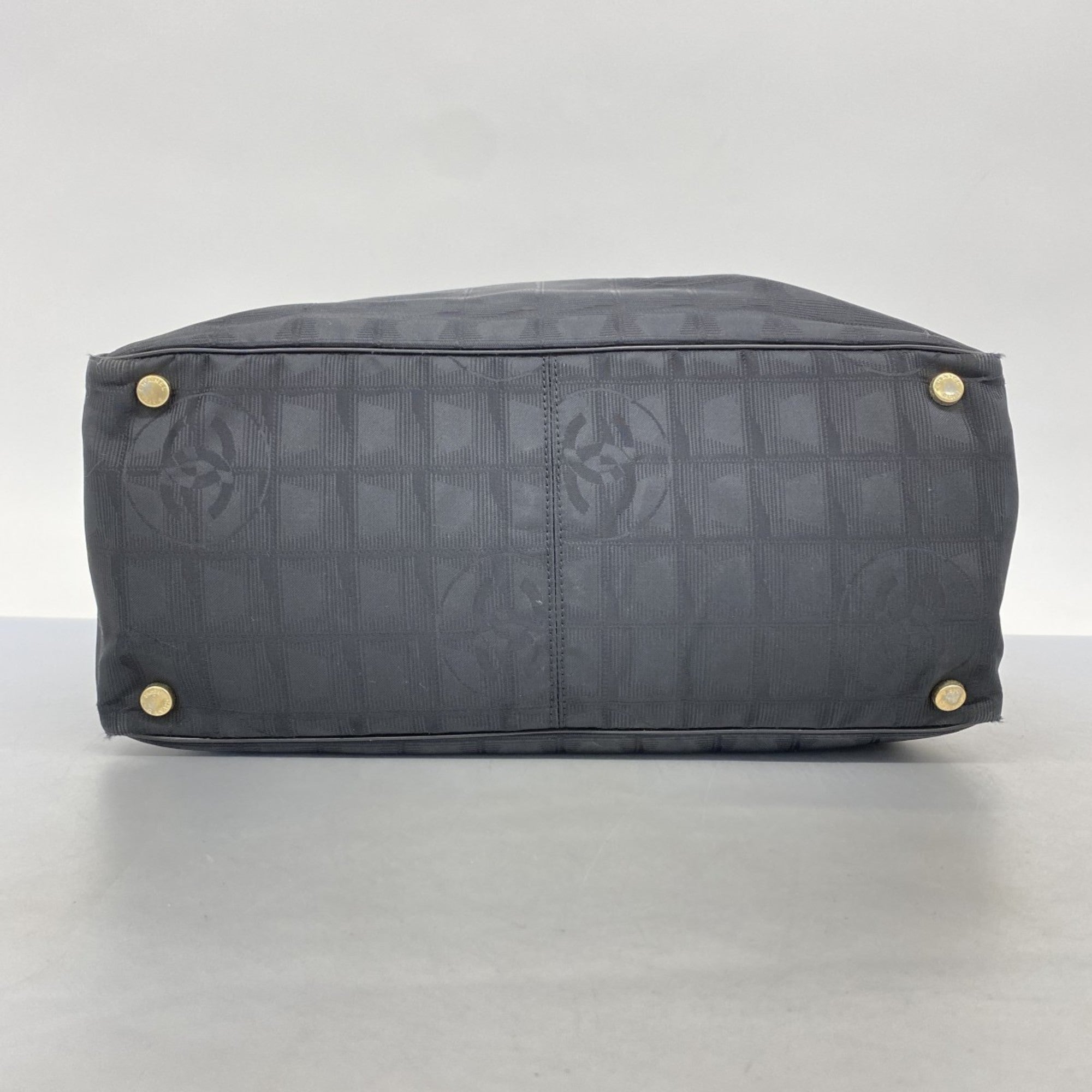 Travel Line Tote Nylon Medium