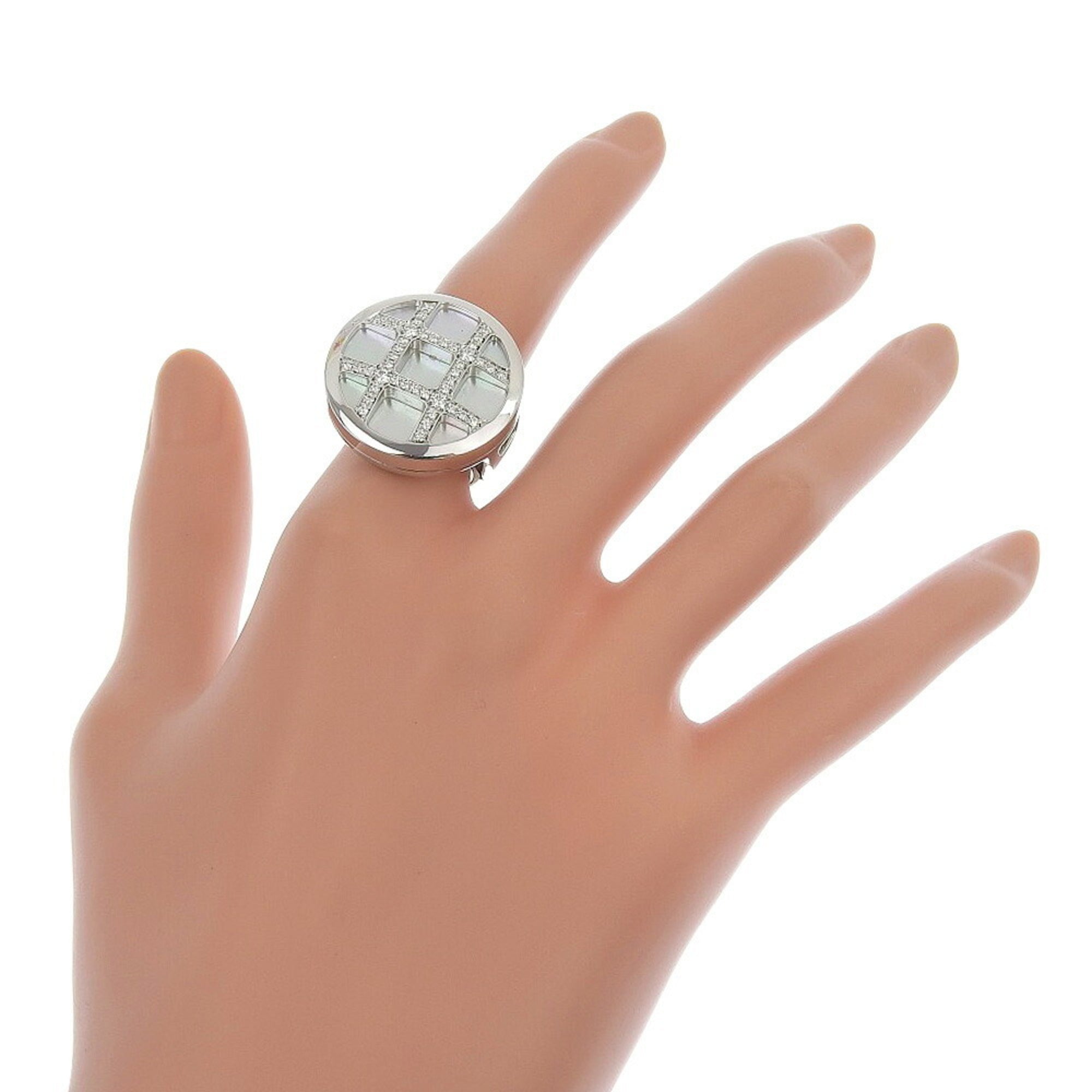 Band Ring 18K White Gold with Diamond and Shell