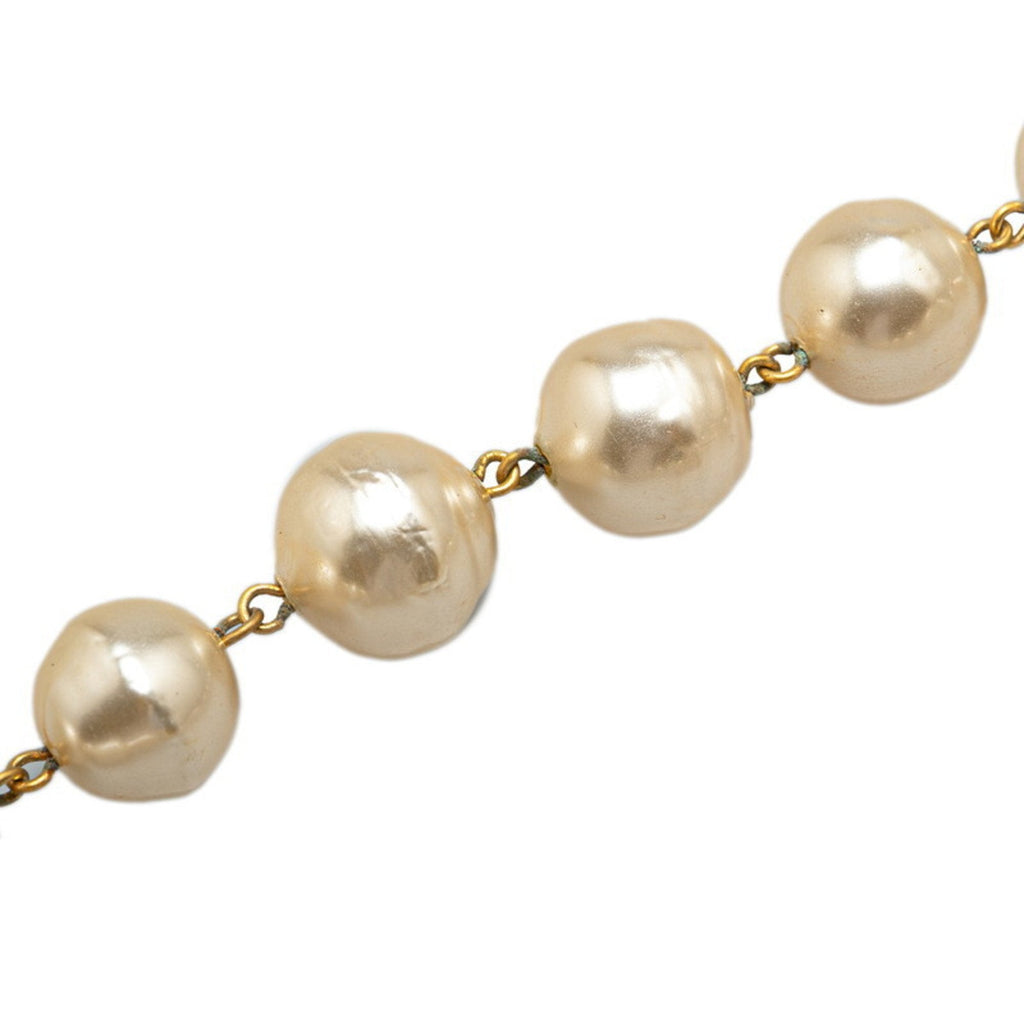 Vintage Pendant Necklace Metal With Faux Pearl