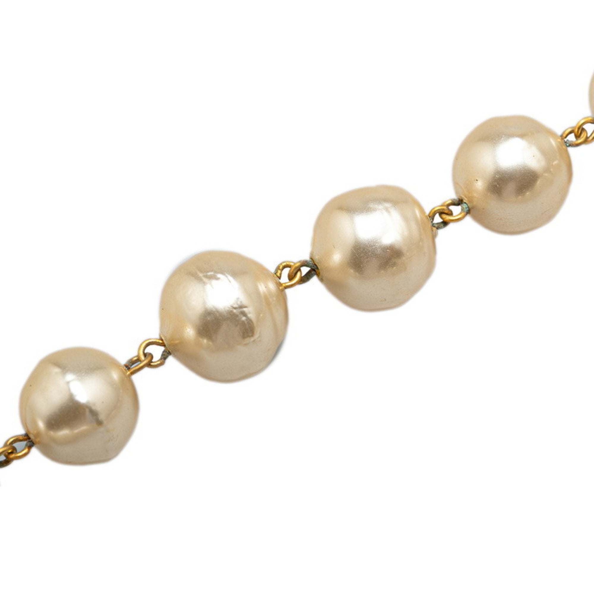 Vintage Pendant Necklace Metal With Faux Pearl