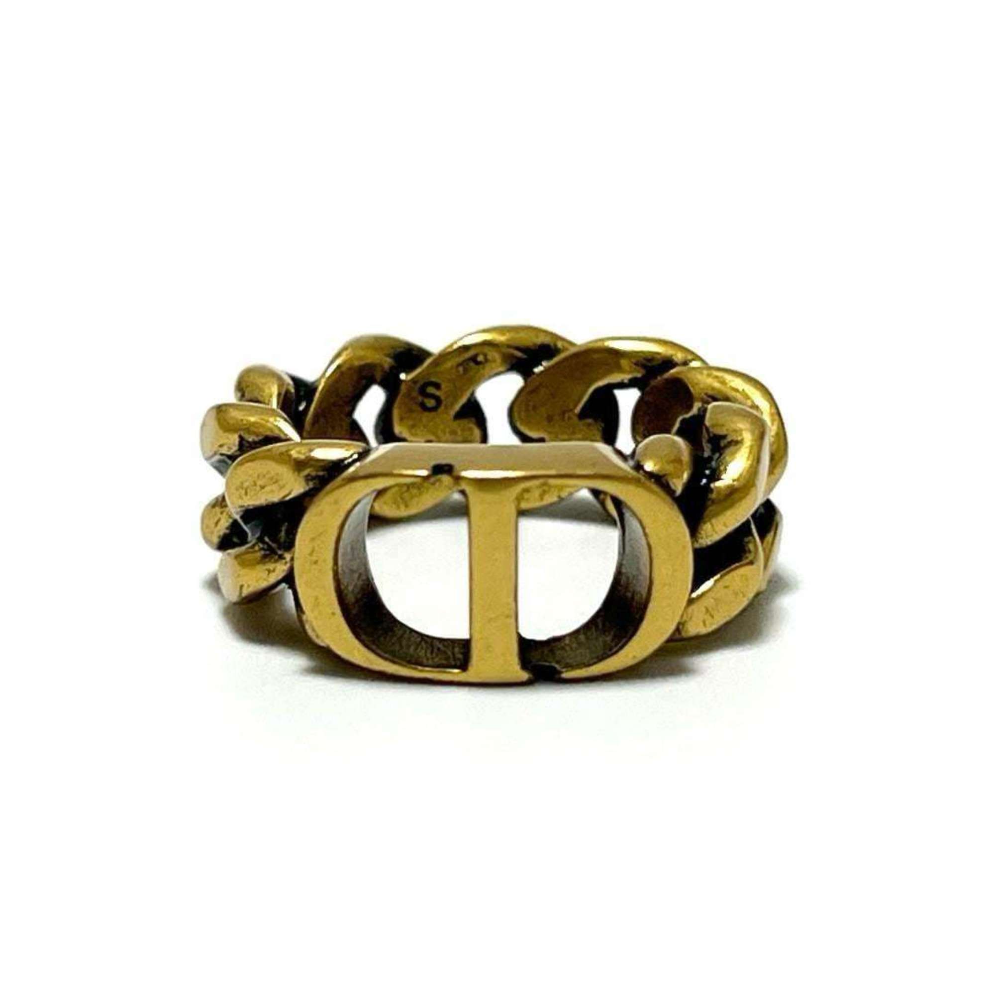 30 Montaigne Ring Metal