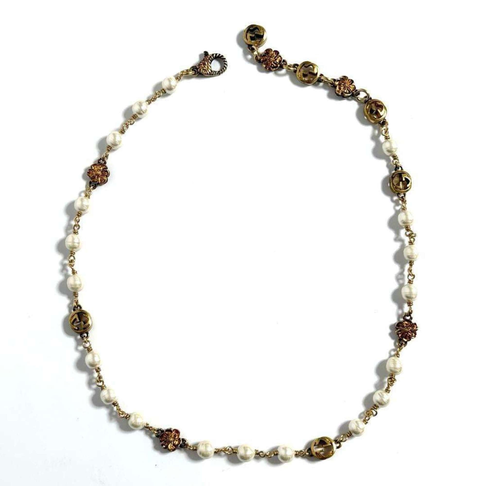 Pendant Necklace Artificial Pearl and Metal