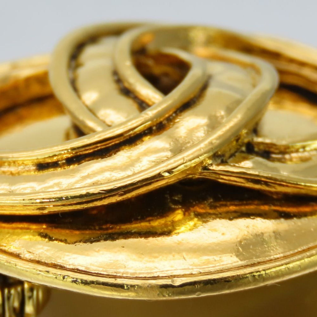 CC Logo Brooch Gold-Tone Metal