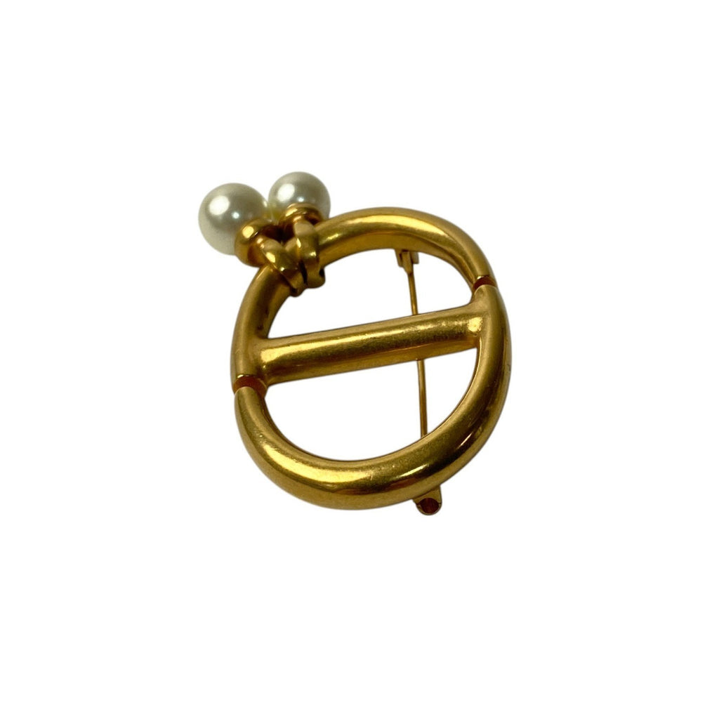 CD Brooch Metal With Faux Pearls