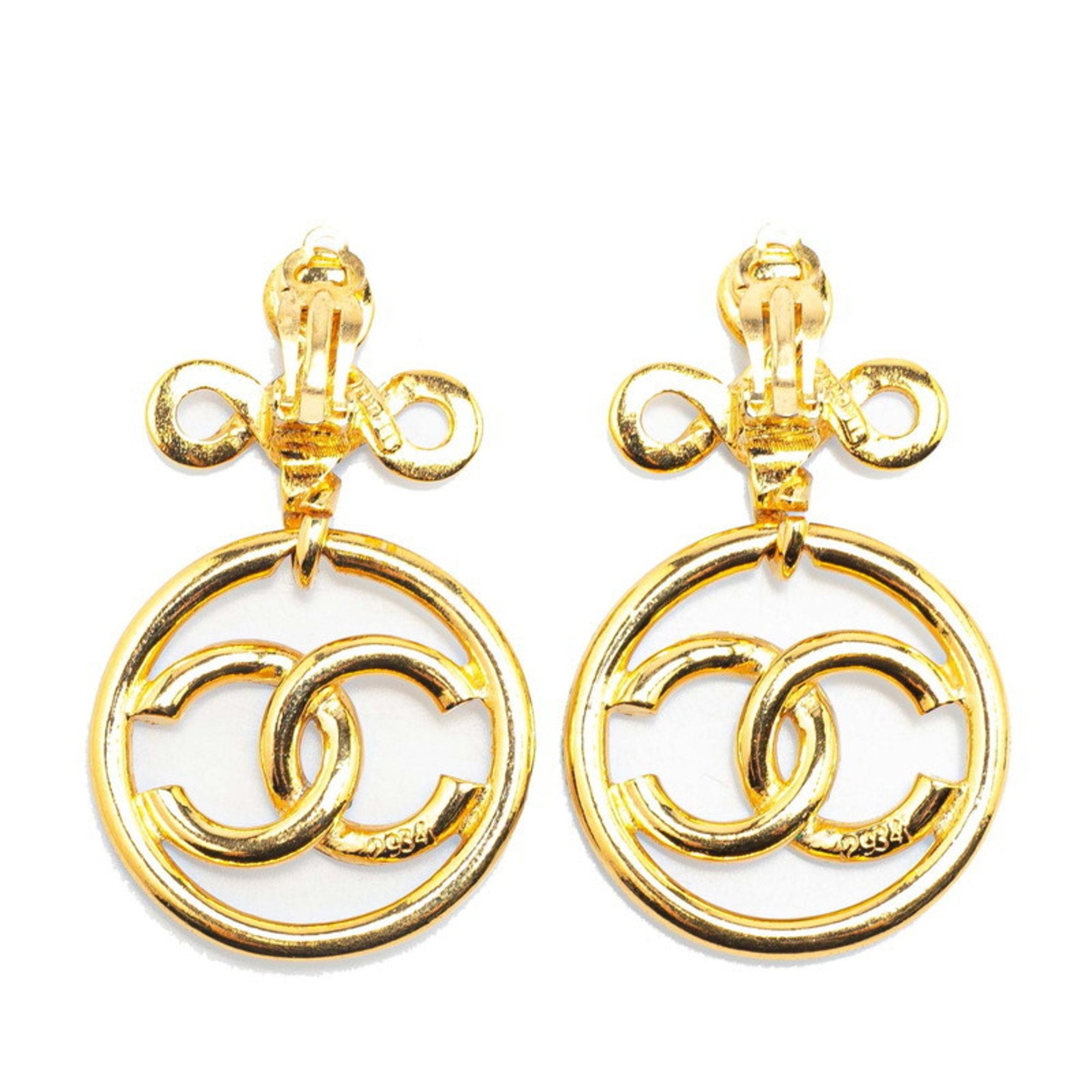 CC Logo Round Circle Earrings Metal Gold-Tone Metal