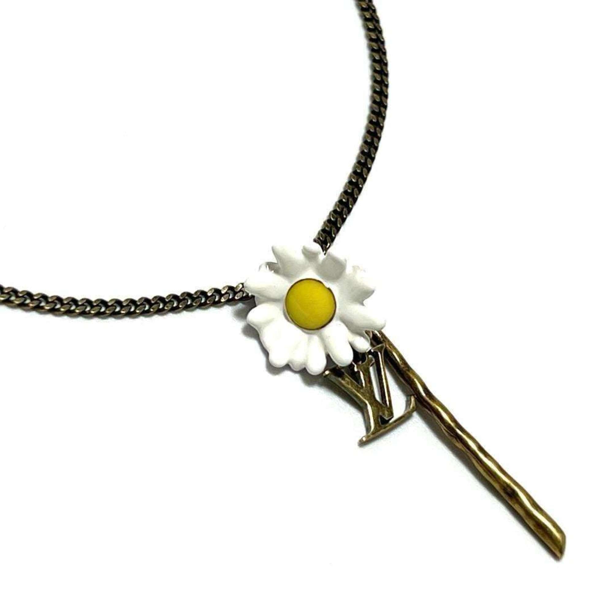 Pendant Necklace Metal