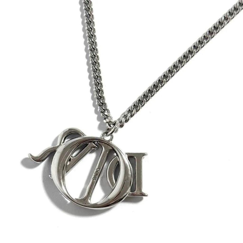 Pendant Necklace Metal