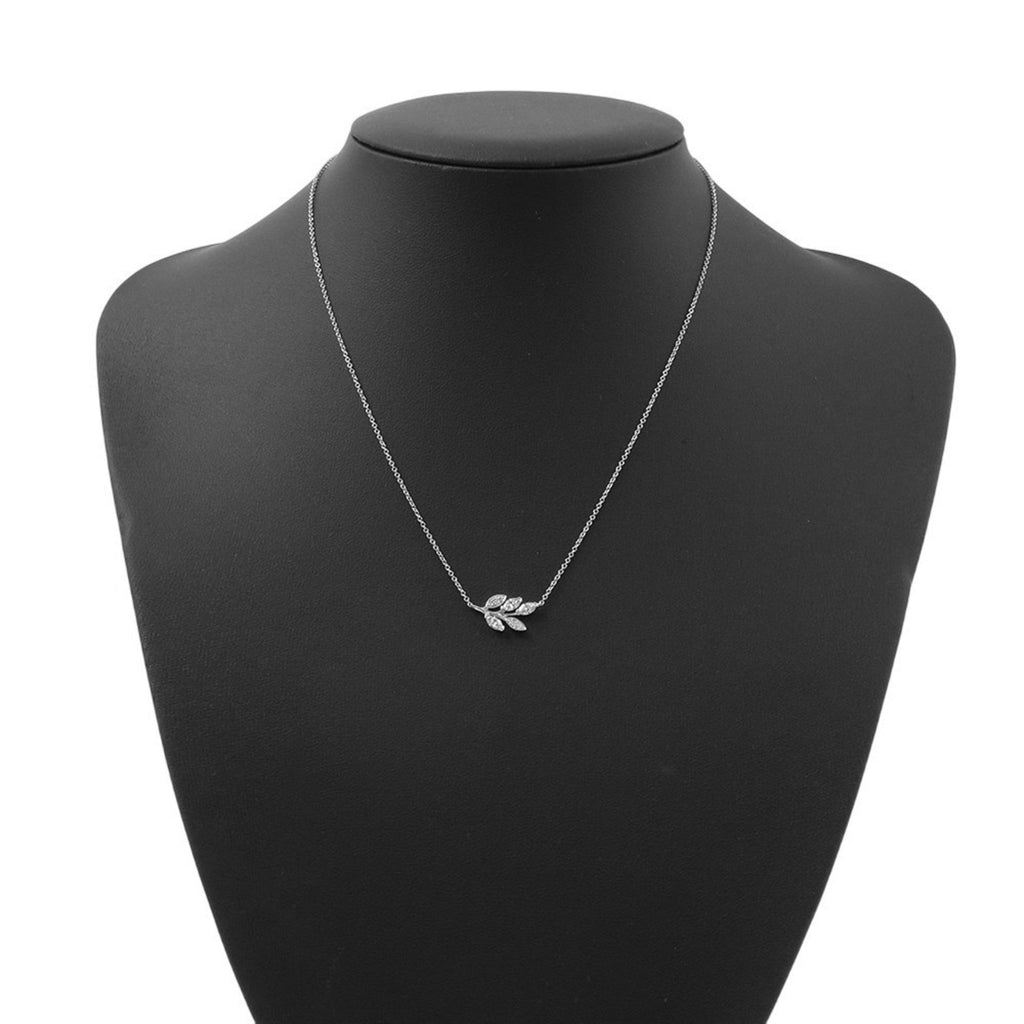 Victoria Pendant Necklace Platinum with Diamond