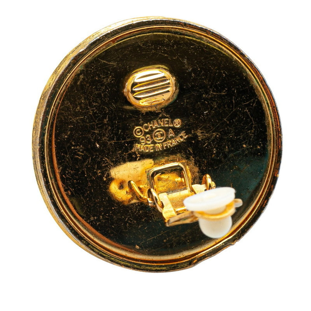 CC Logo Round Clip-On Earrings Metal Gold-Tone Metal