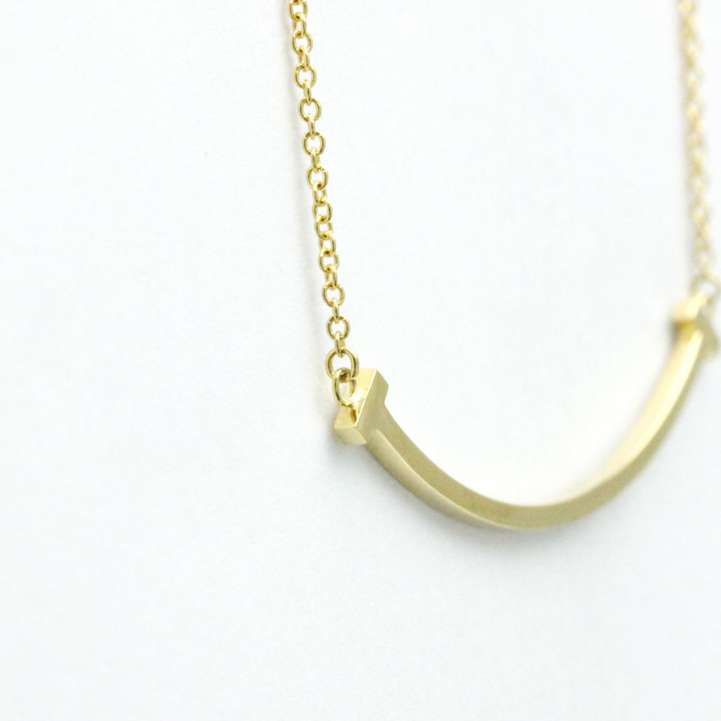 T Smile Pendant Necklace 18K Yellow Gold