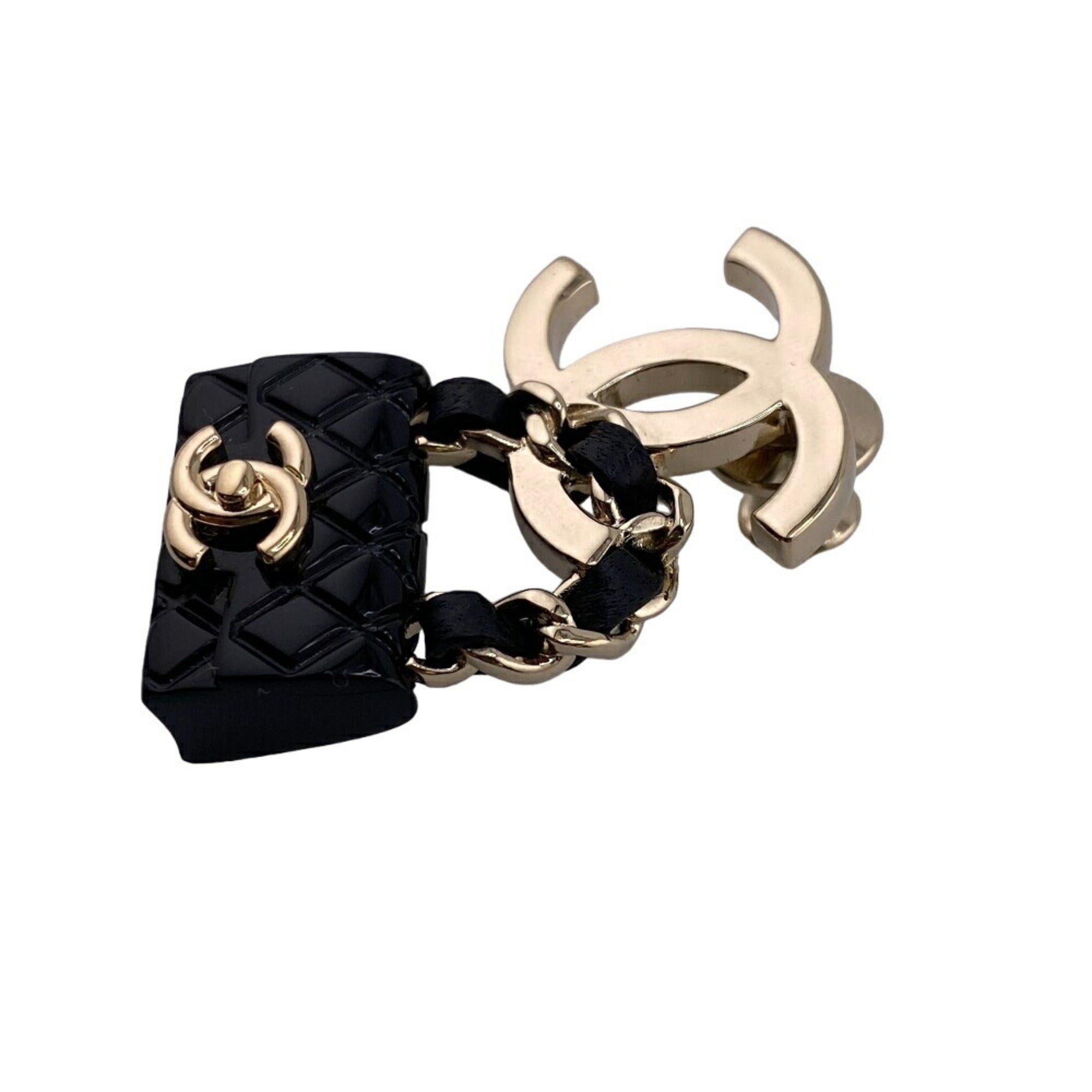 CC Logo Turnlock Brooch Metal