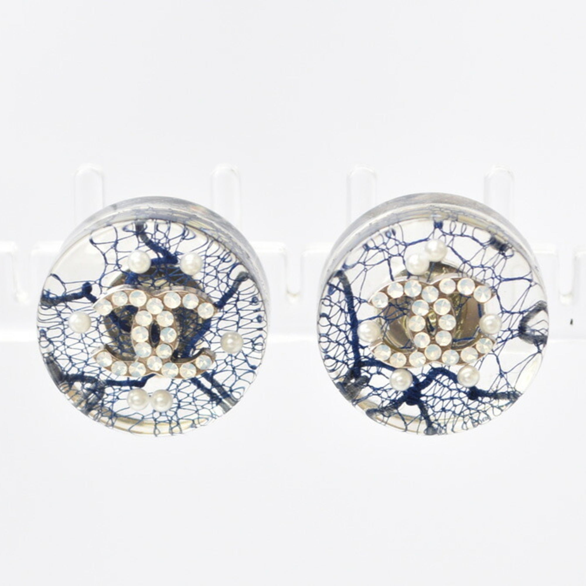 CC Logo Circle Earrings Metal