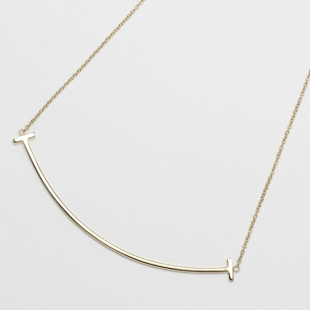 T Smile Pendant Necklace 18K Yellow Gold