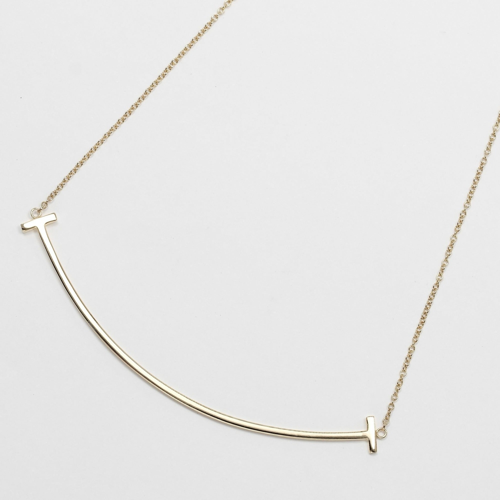 T Smile Pendant Necklace 18K Yellow Gold