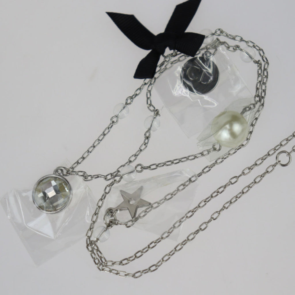 Pendant Necklace Metal Black and Silver