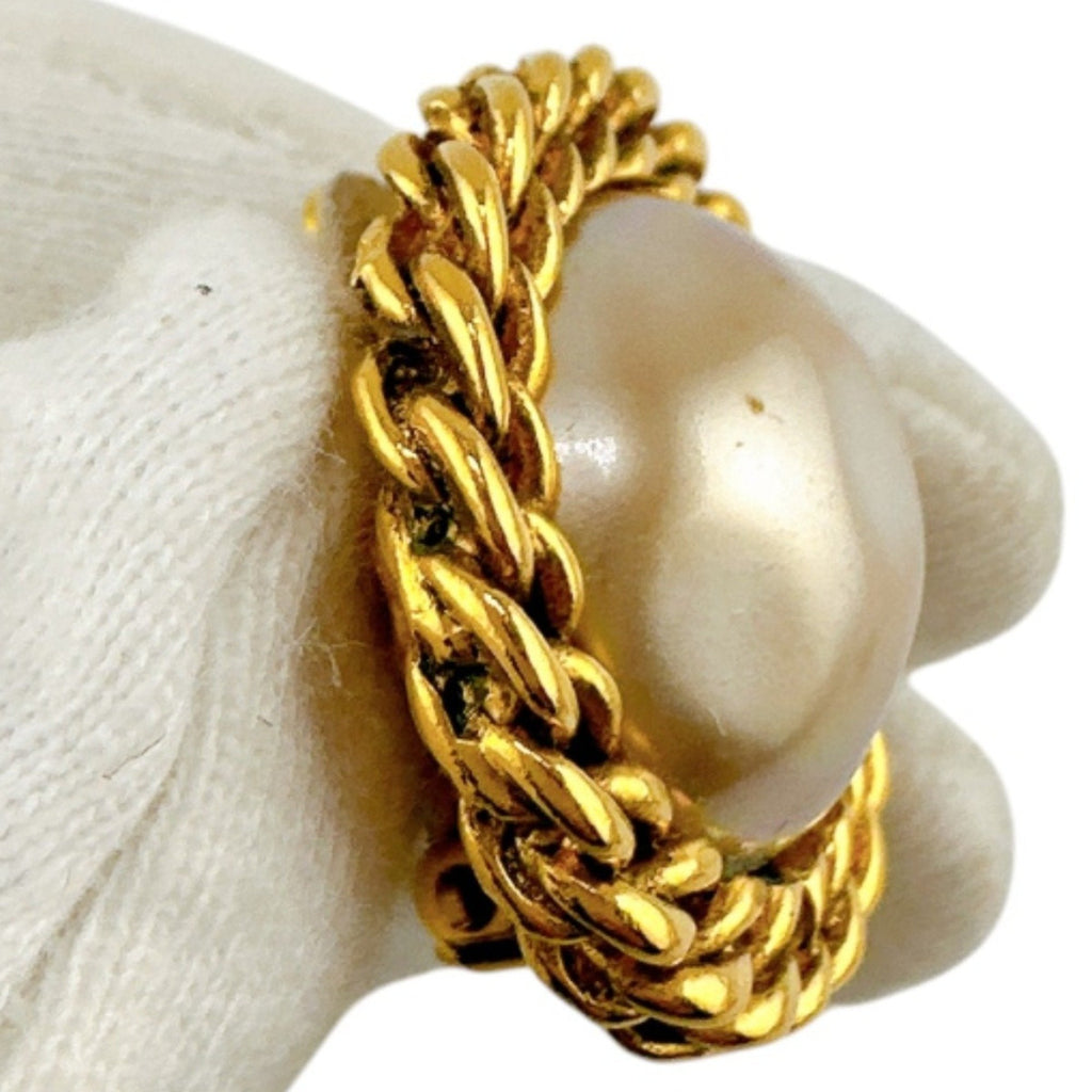 Clip-On Earrings Pearl Clip-On Gold-Tone Metal