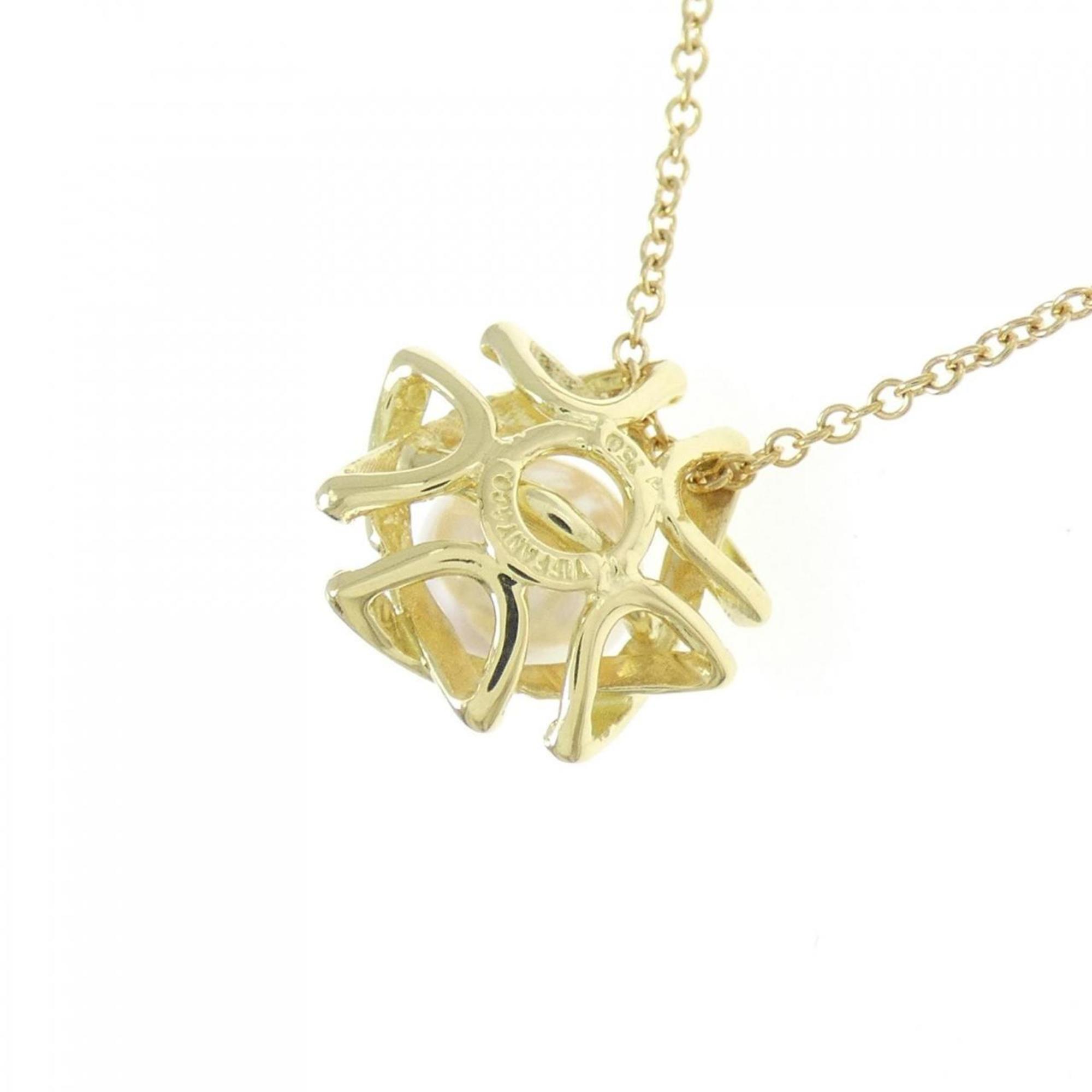 Pendant Necklace 18K Yellow Gold with Akoya Pearl Medium