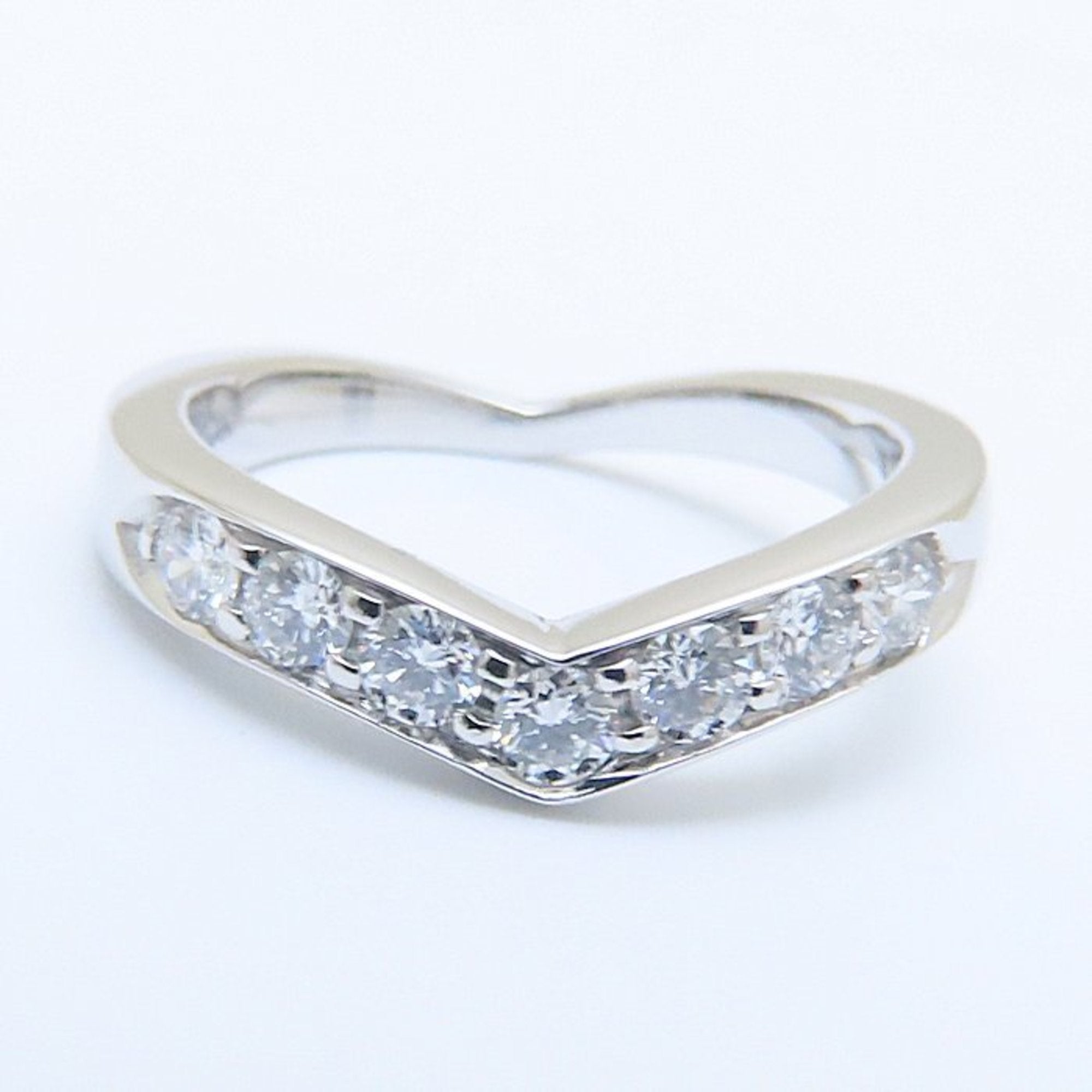 V-Band Ring Platinum