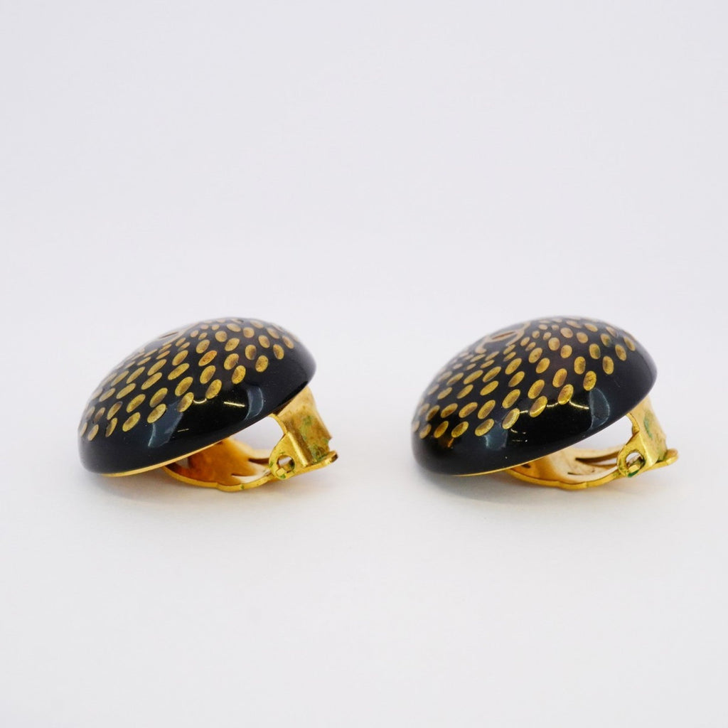 CC Logo Circle Clip-On Earrings Metal Gold-Tone Metal