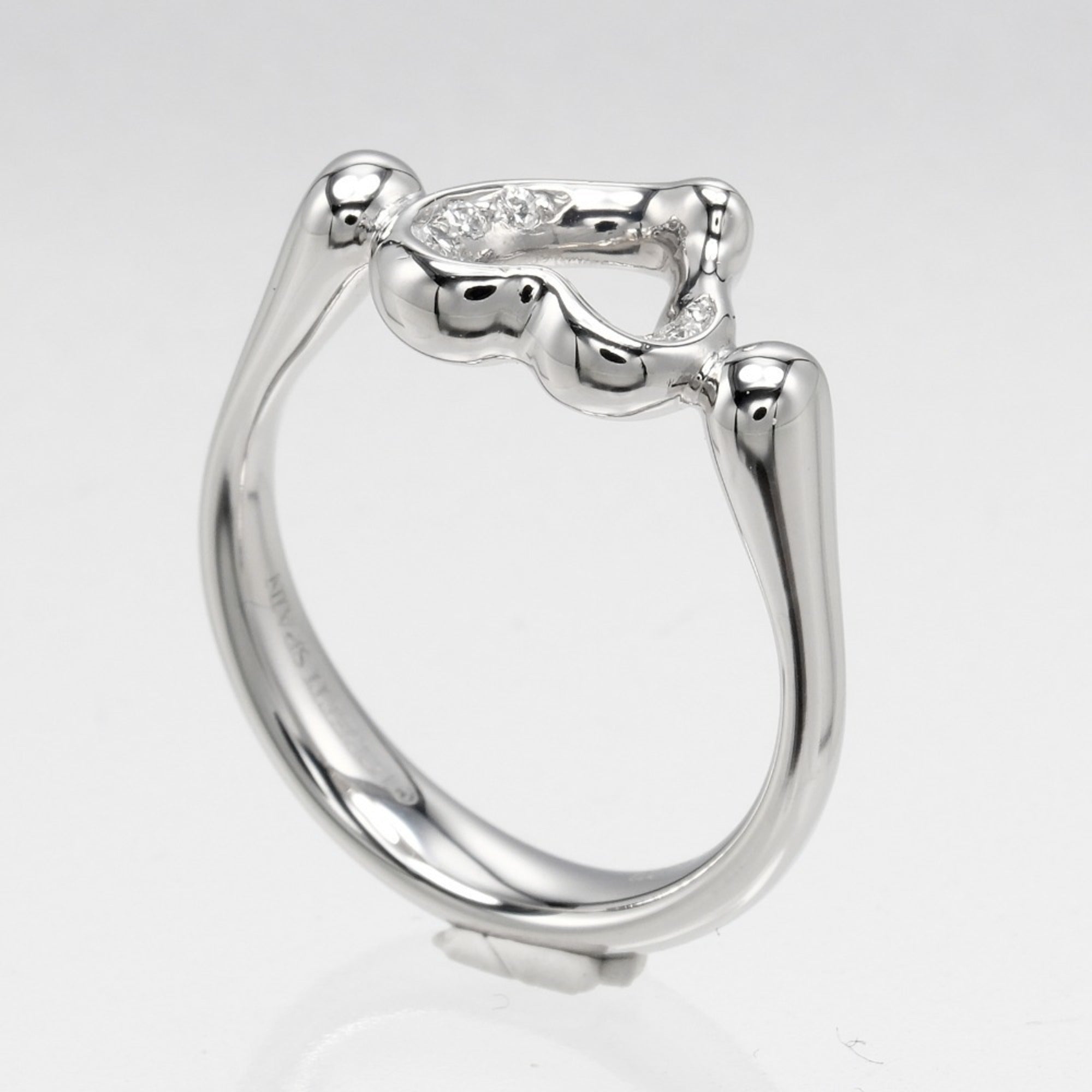 Open Heart Ring Platinum 8.1mm