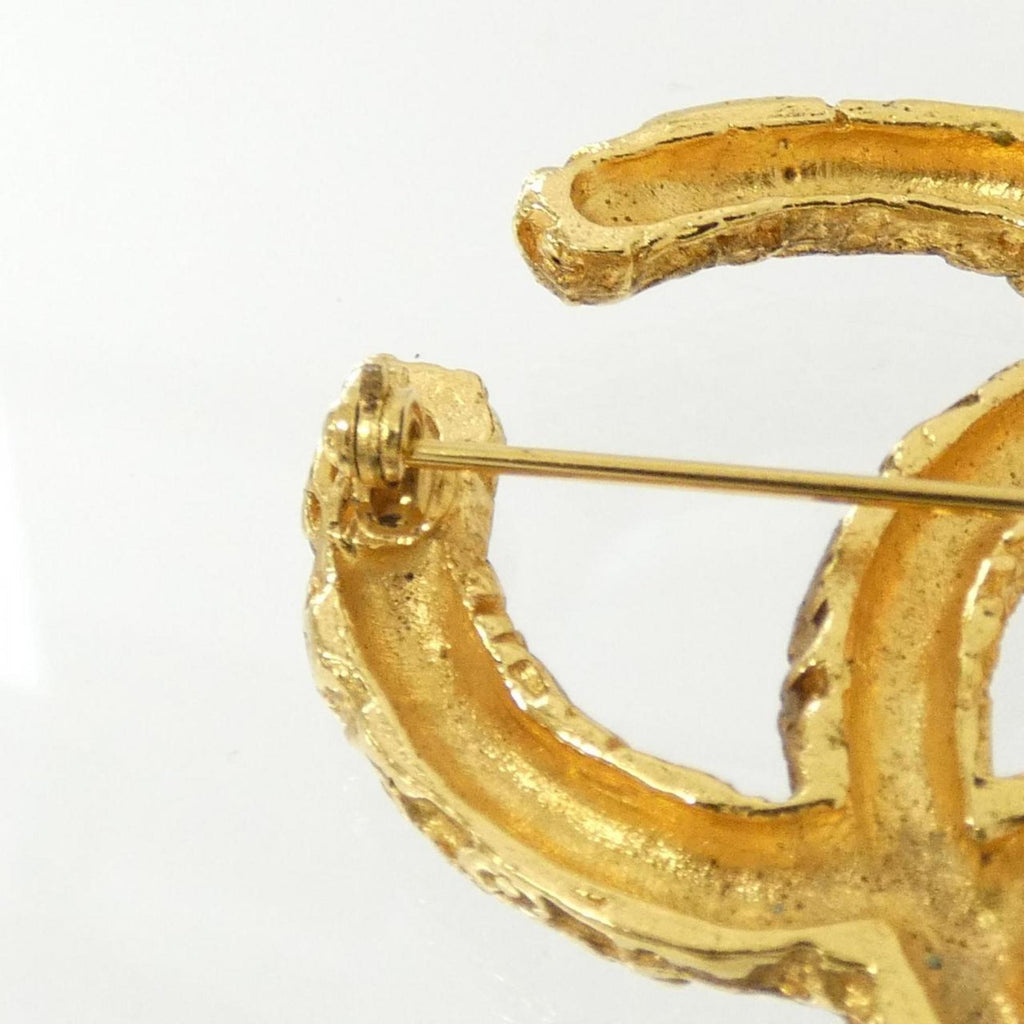 Brooch Gold-Tone Metal