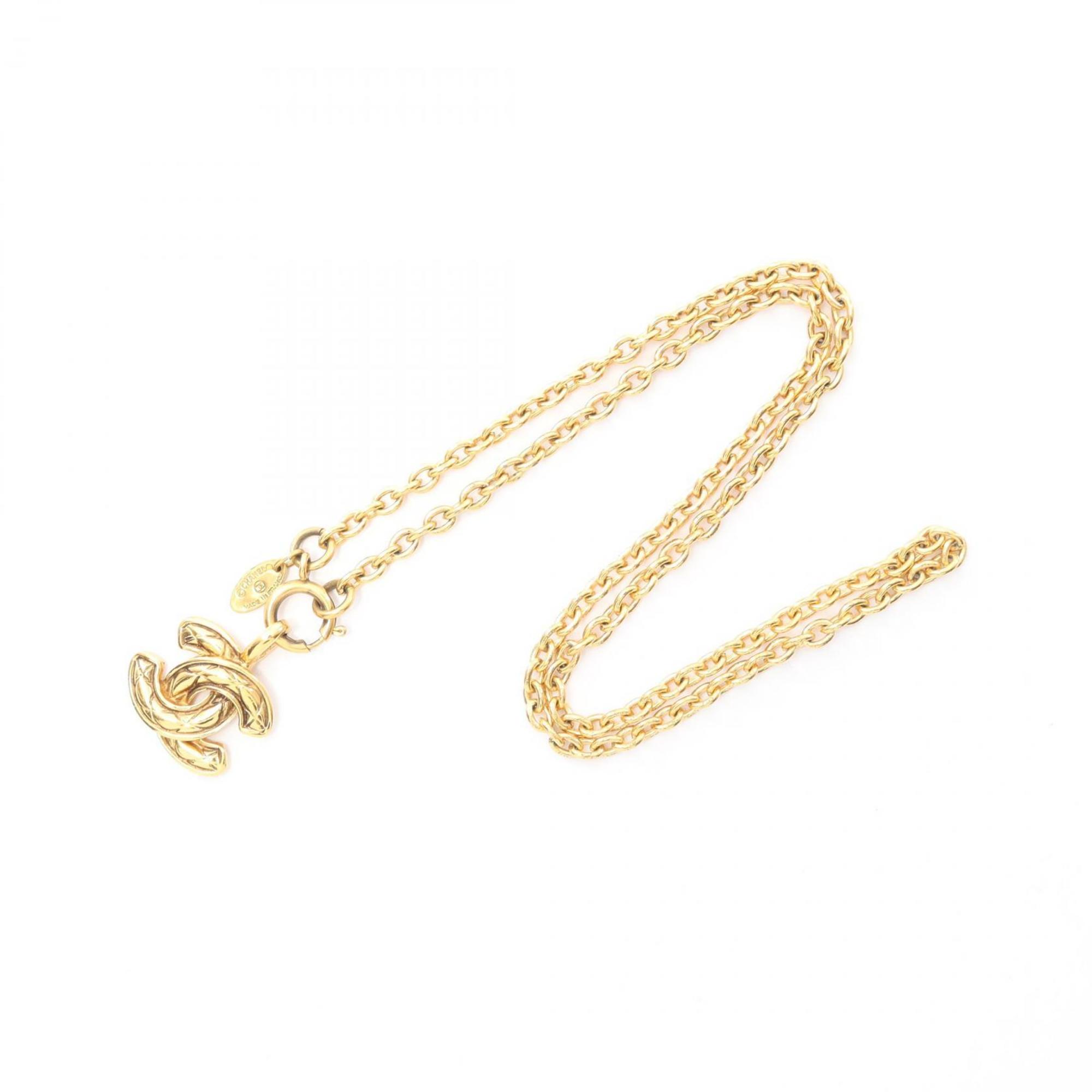 CC Logo Pendant Necklace Metal