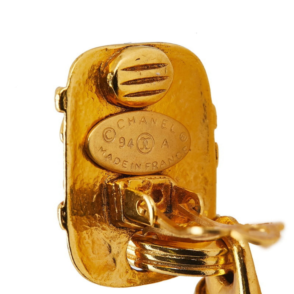 CC Logo Clip-On Earrings Metal Gold-Tone Metal