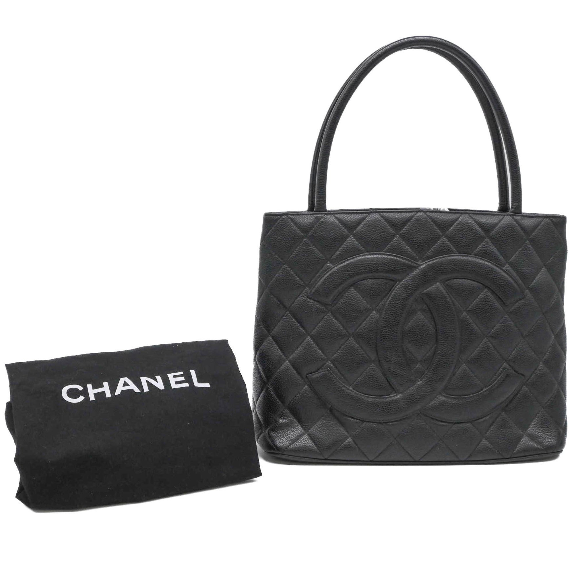 Medallion Tote Quilted Caviar