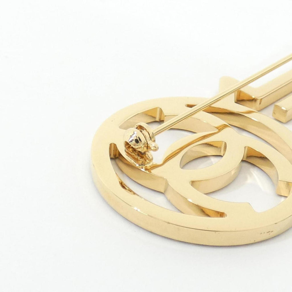Brooch Black and Gold