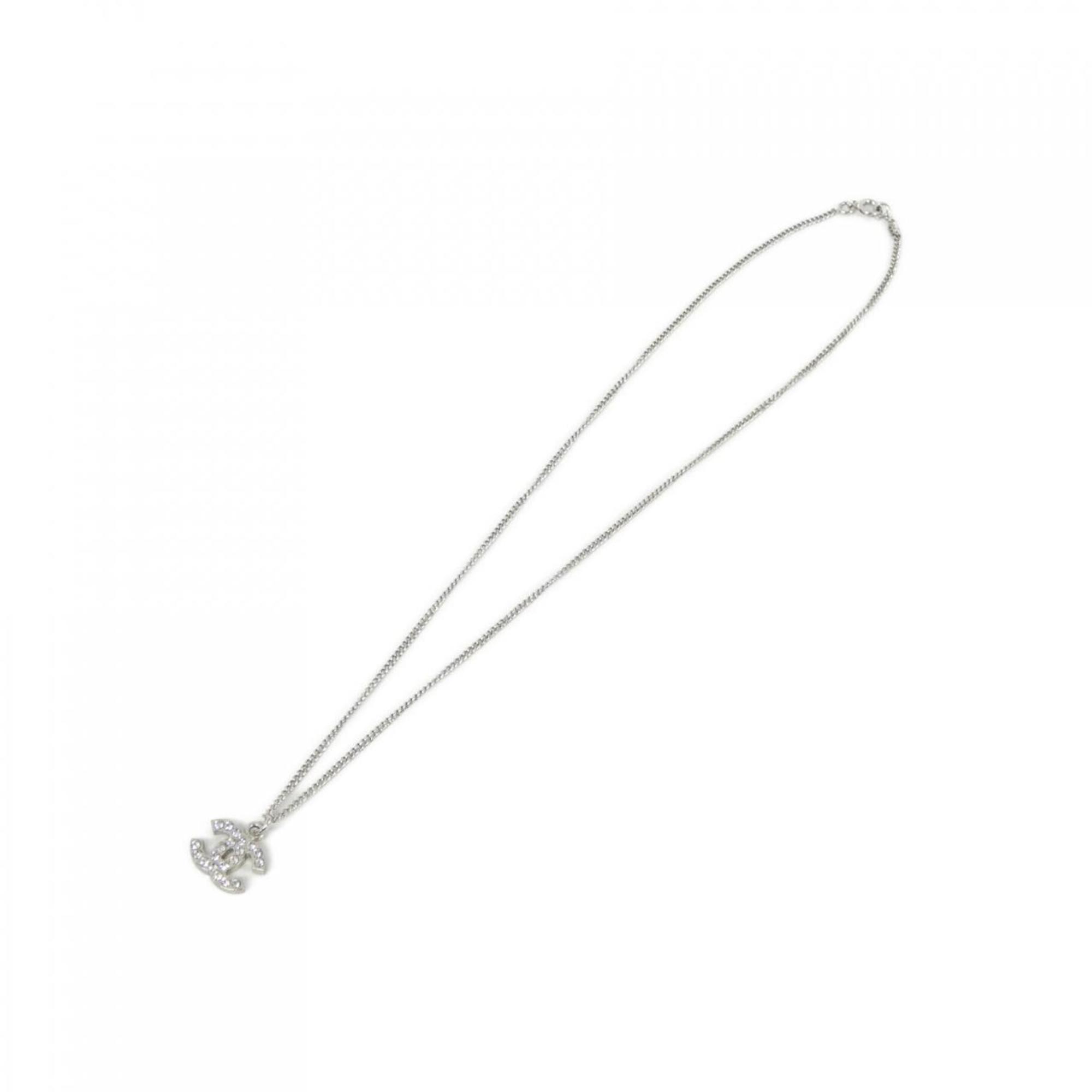 Pendant Necklace Metal with Crystal