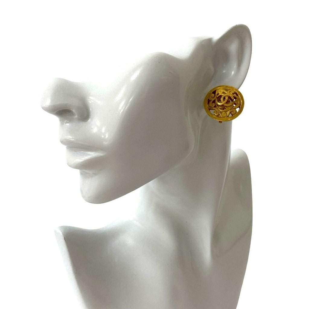 CC Logo Earrings Metal Gold-Tone Metal