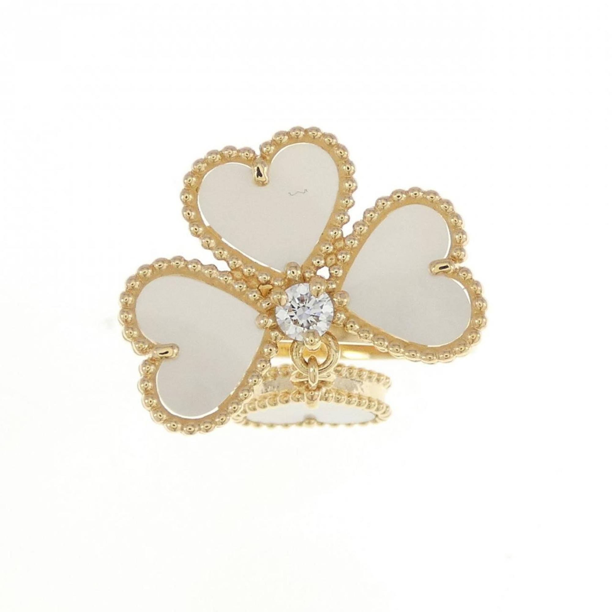 Sweet Alhambra Ring and Mother of Pearl