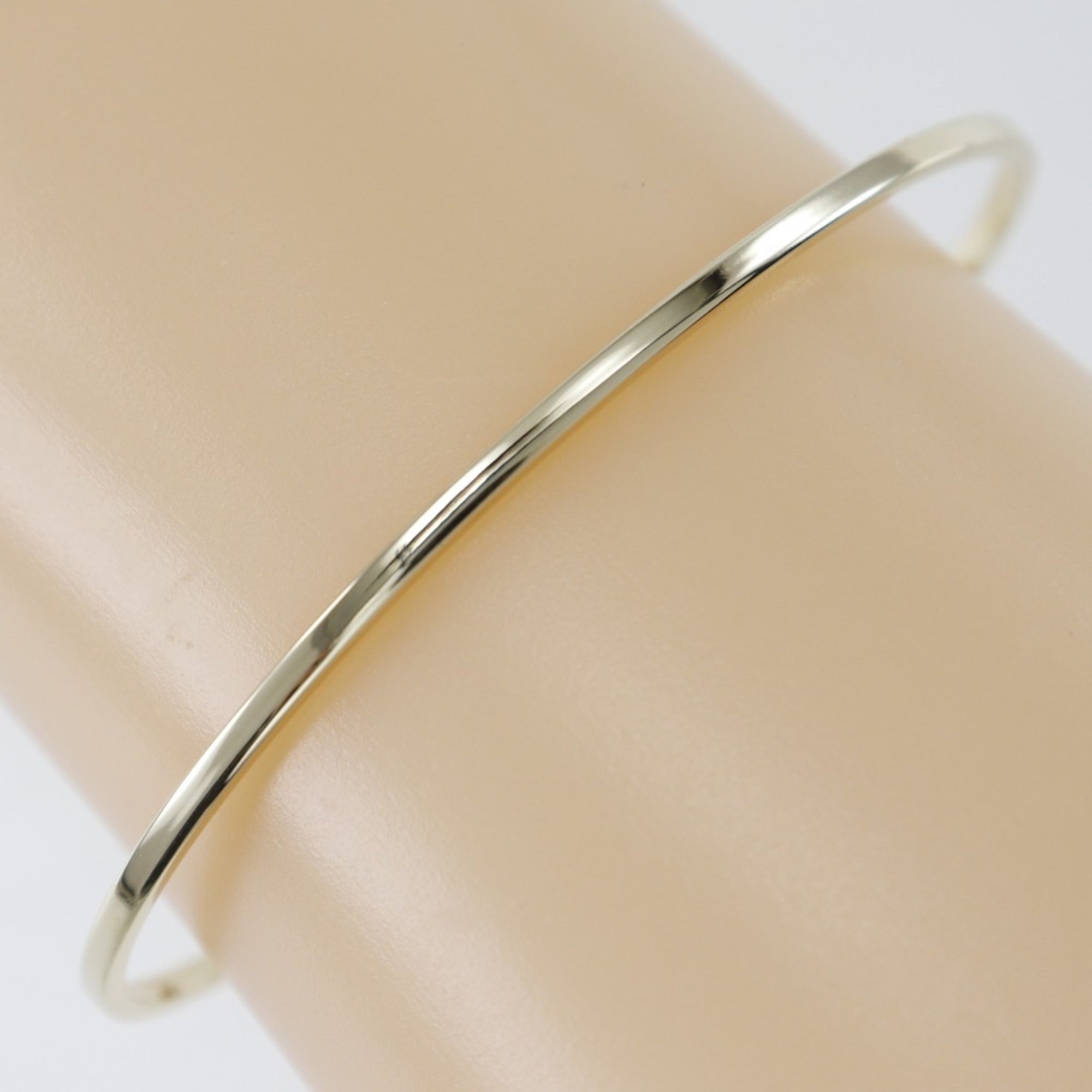 Running Bangle 18K Yellow Gold with Diamond Bracelet
