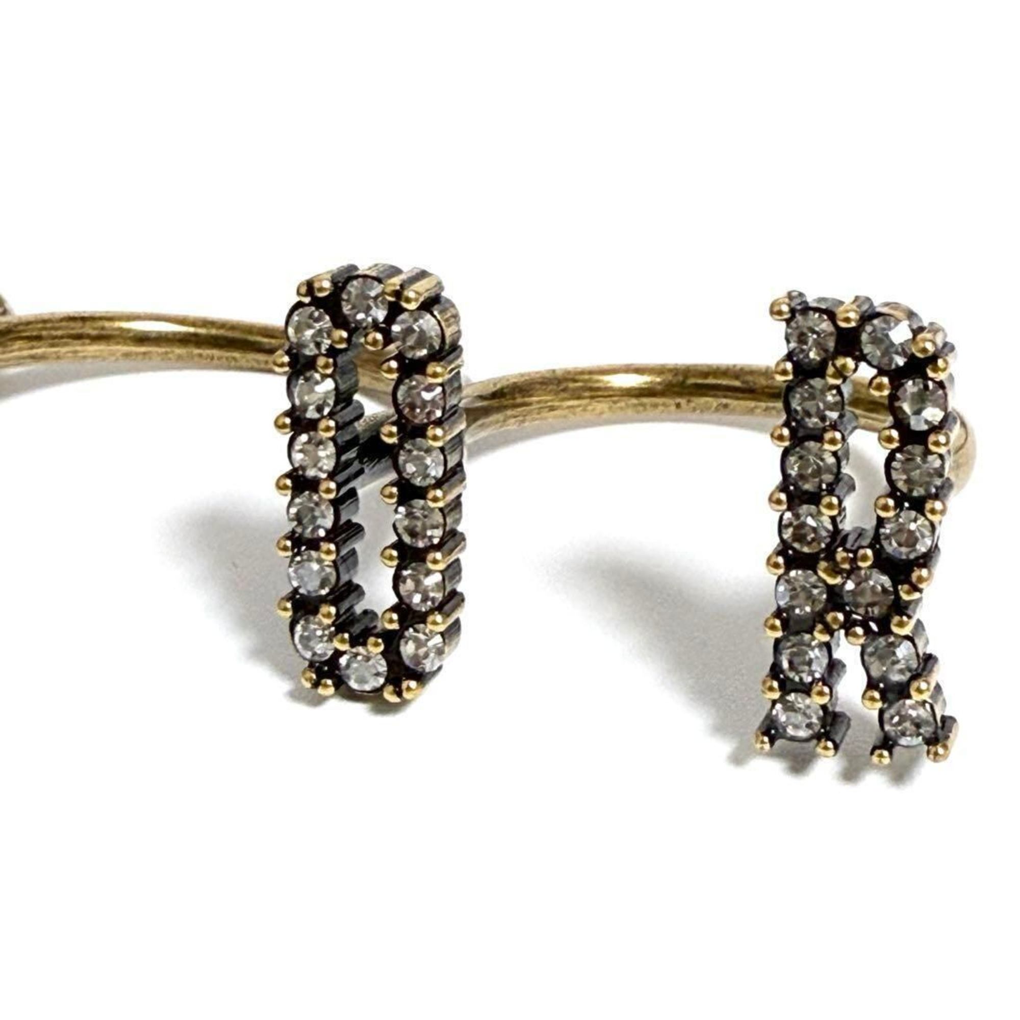 Ring Metal