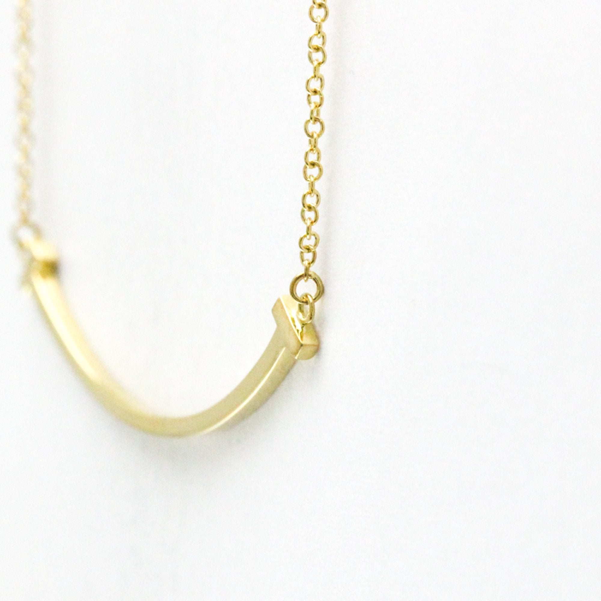 Smile Pendant Necklace 18K Yellow Gold