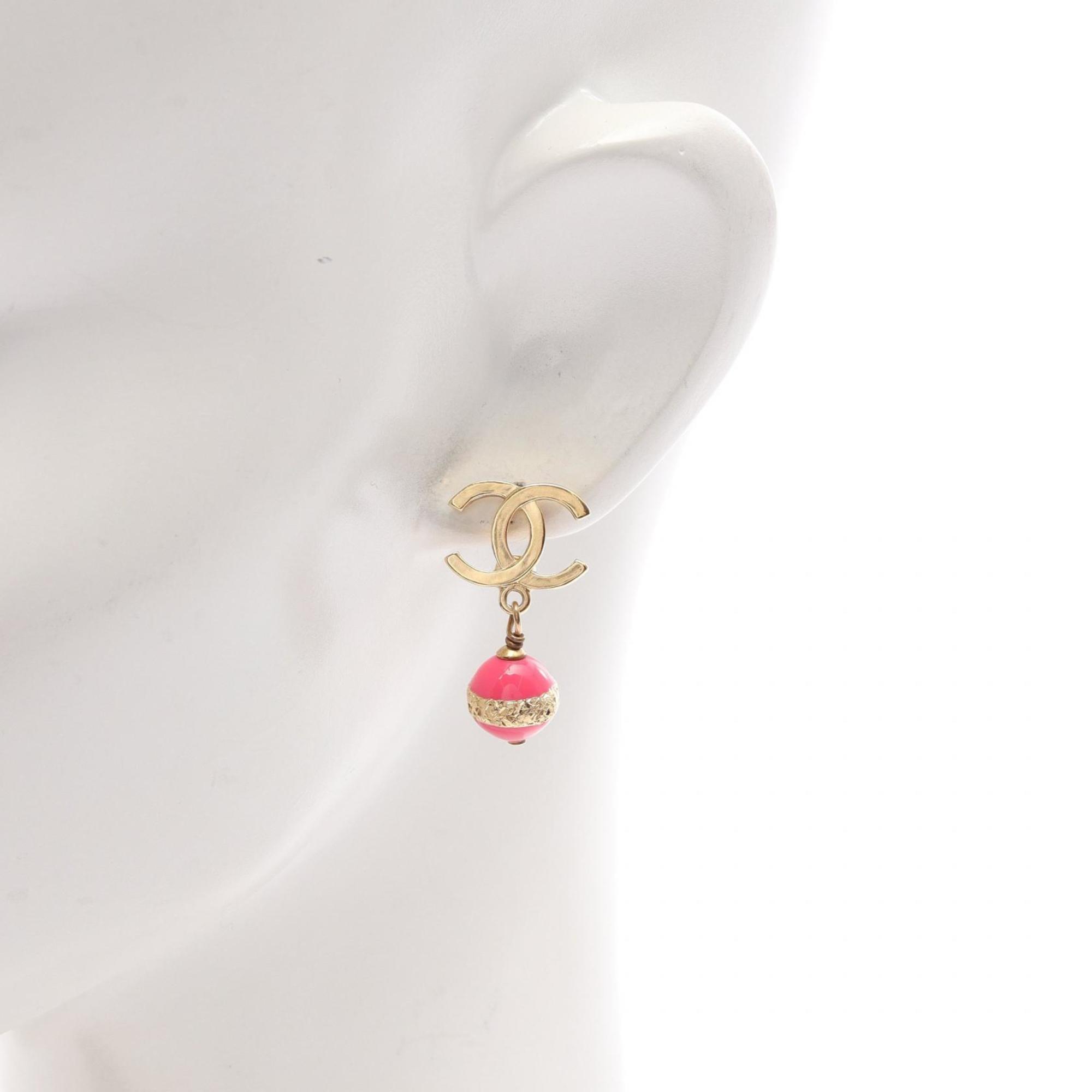CC Logo Earrings Metal Gold-Tone Metal