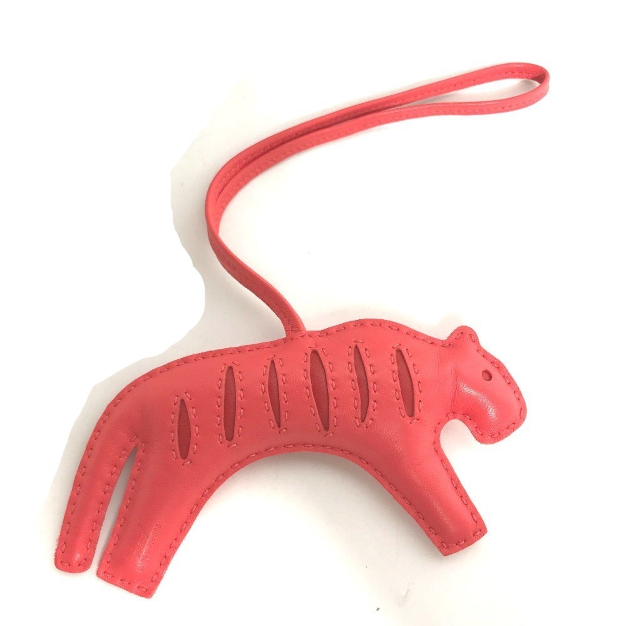 Charm Agneau Milo Pink Handbag Charm
